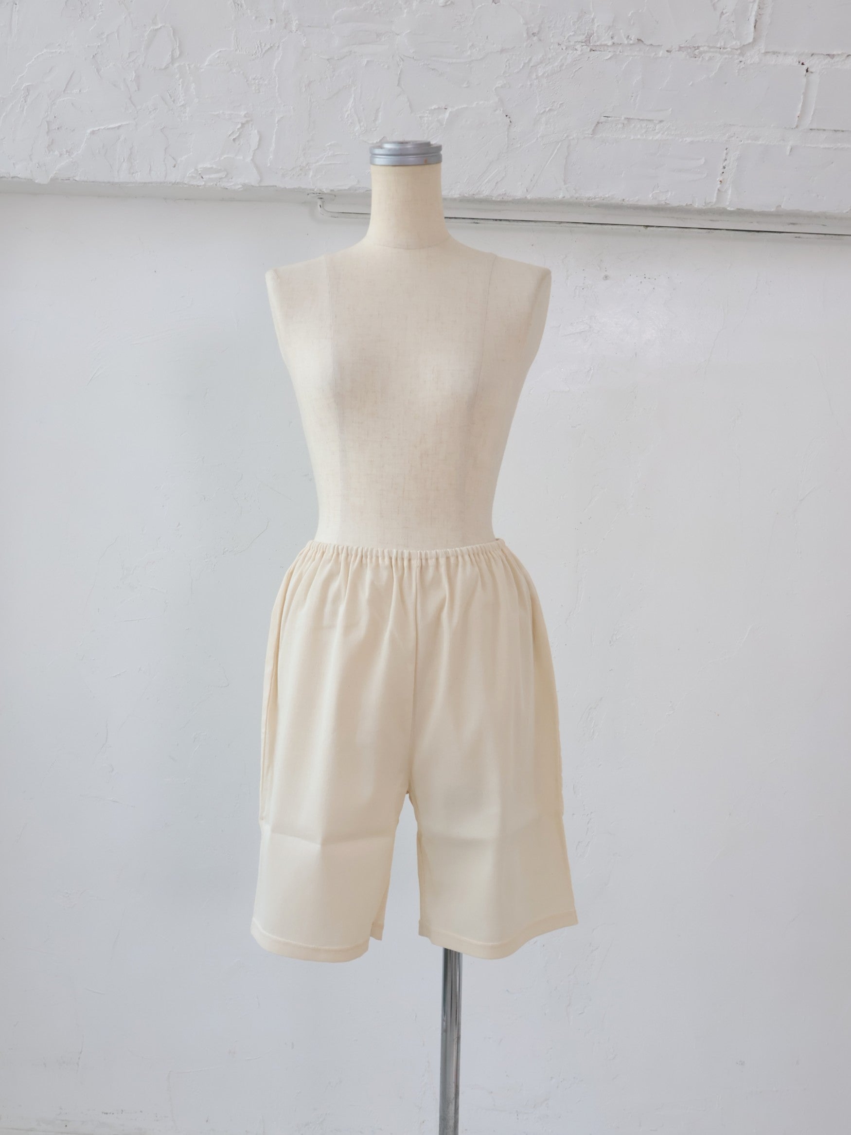 YARRA NEU BIWACOTTONショートペチパンツ NU-5625-455