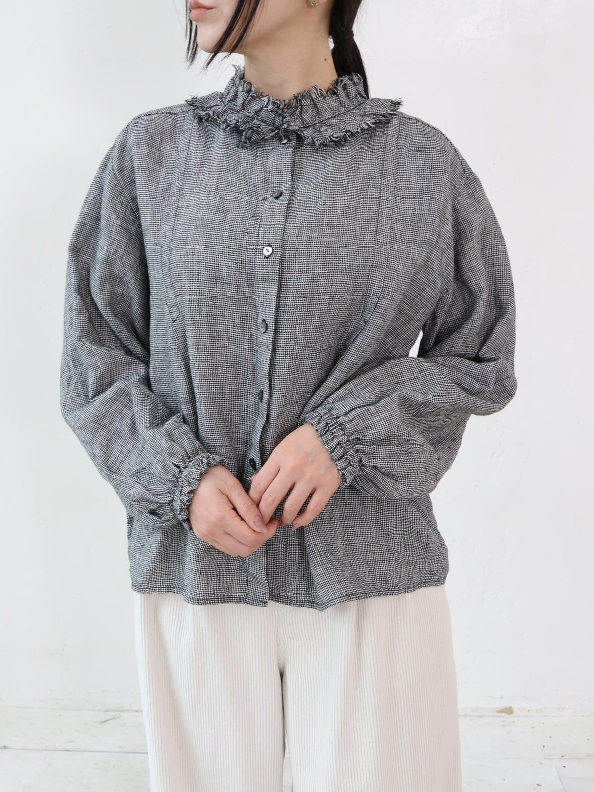 YARRA リネン千鳥フリルカラーブラウス YR-1653-251