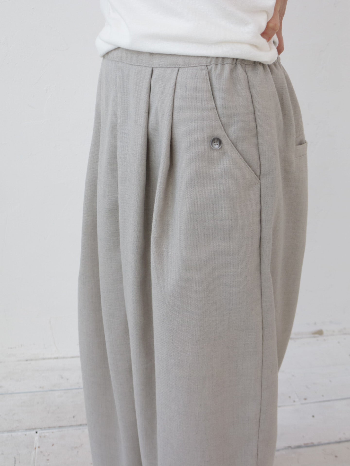 doux bleu T/R ワイドタックパンツ DB-2525-047