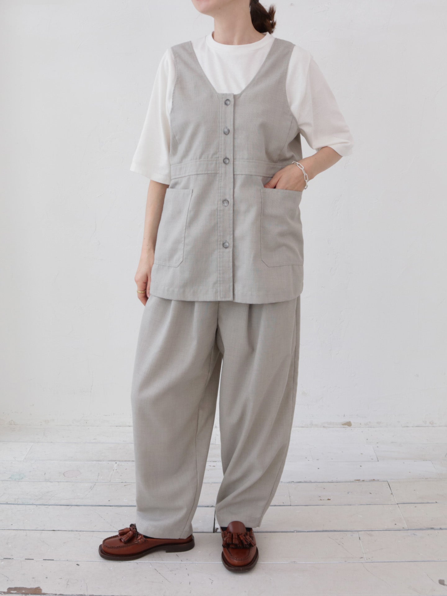 doux bleu T/R ワイドタックパンツ DB-2525-047