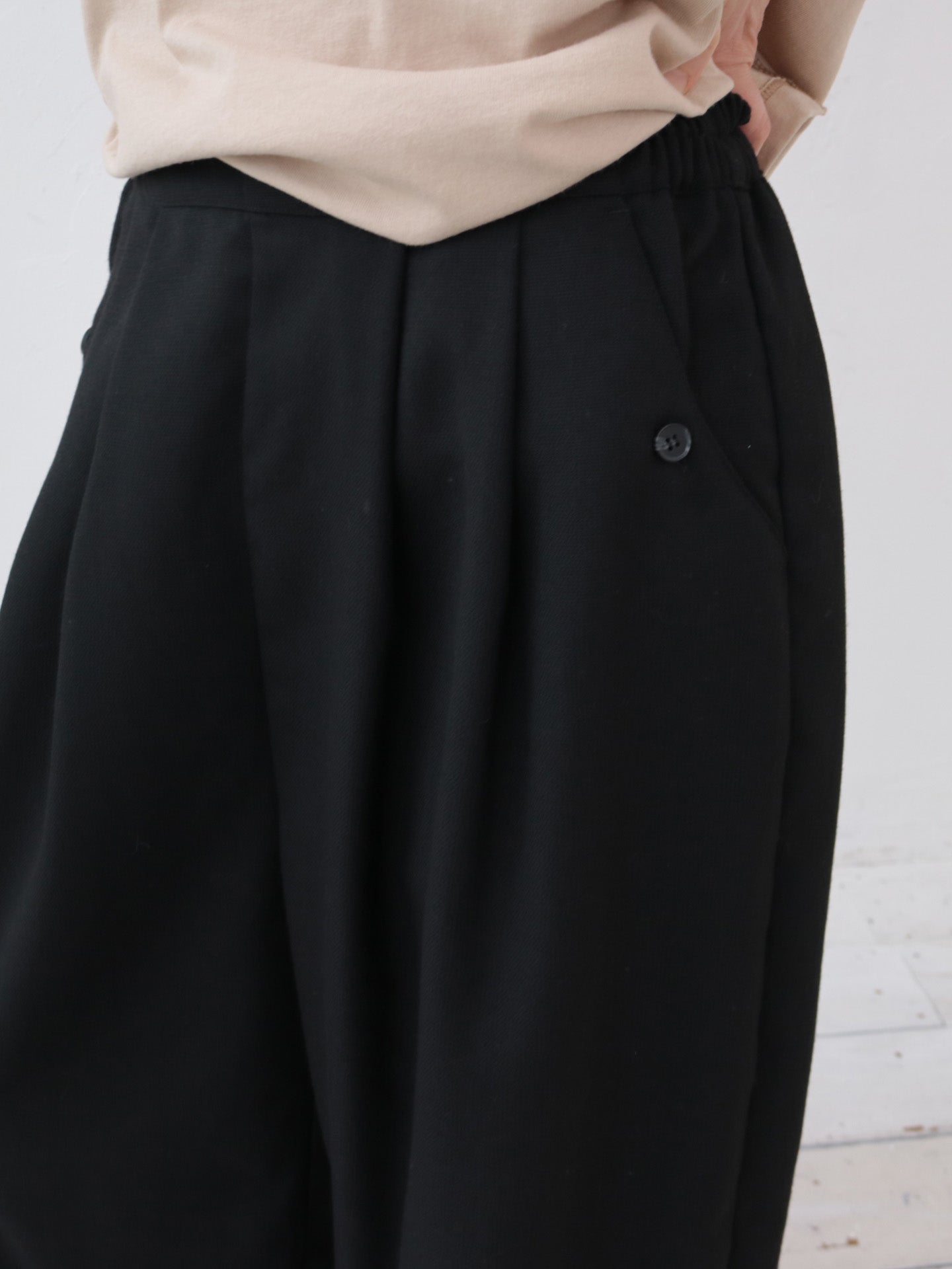 doux bleu T/R ワイドタックパンツ DB-2525-047