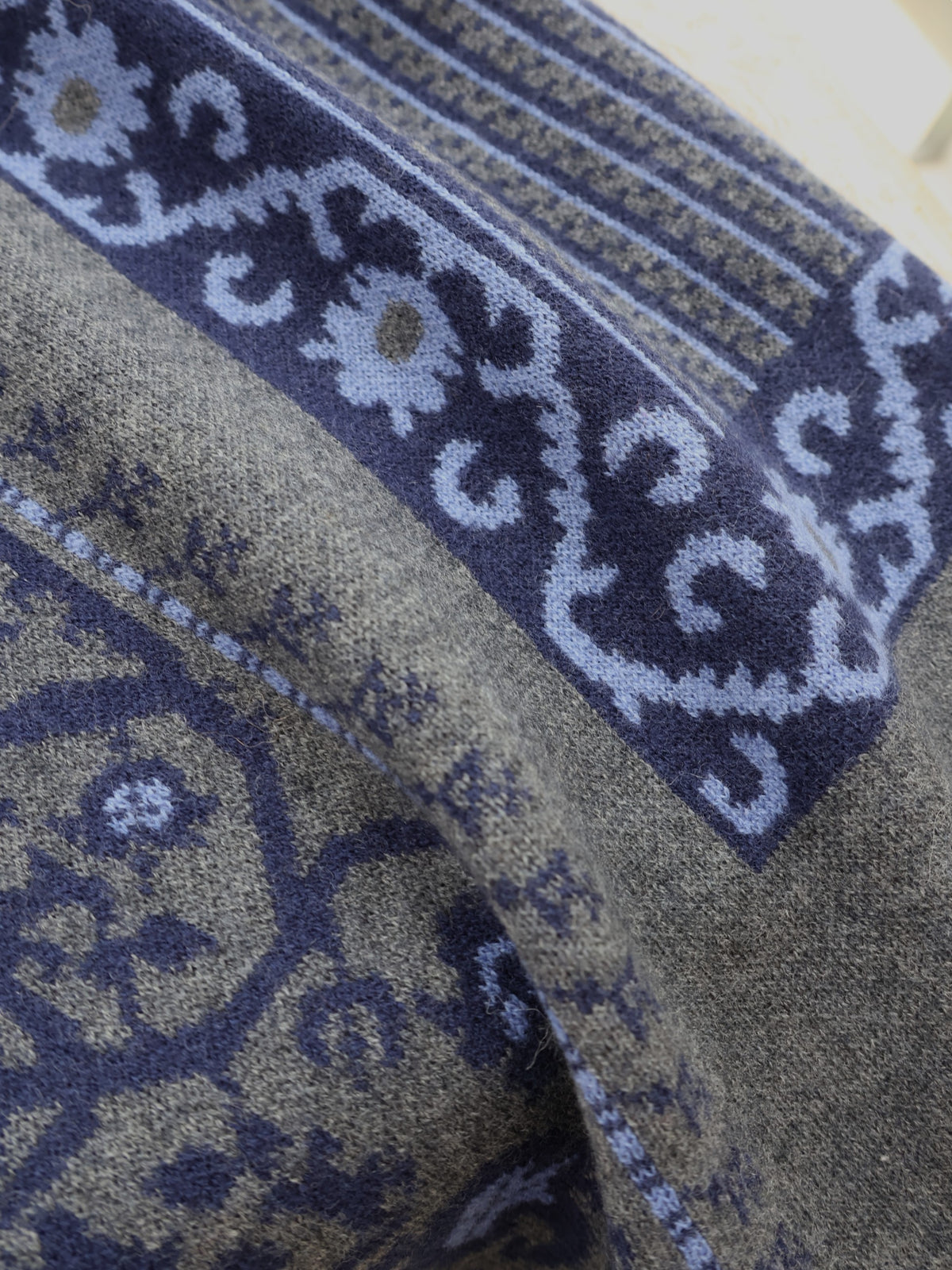 doux bleu ペルシャJQDニットプルオーバー DB-2652-042