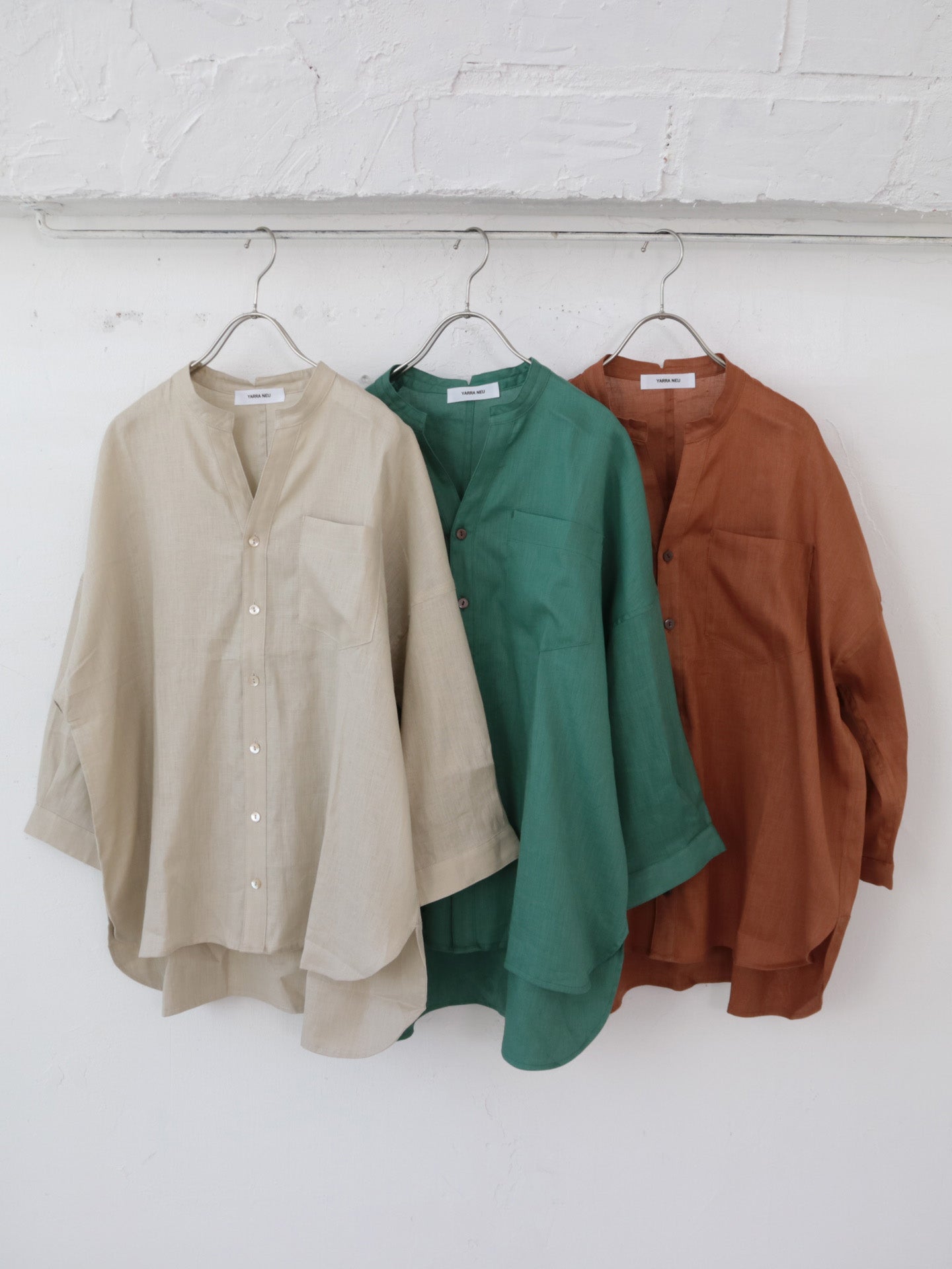 YARRA NEU リネンスキッパーネック7分袖シャツ NU-5523-435