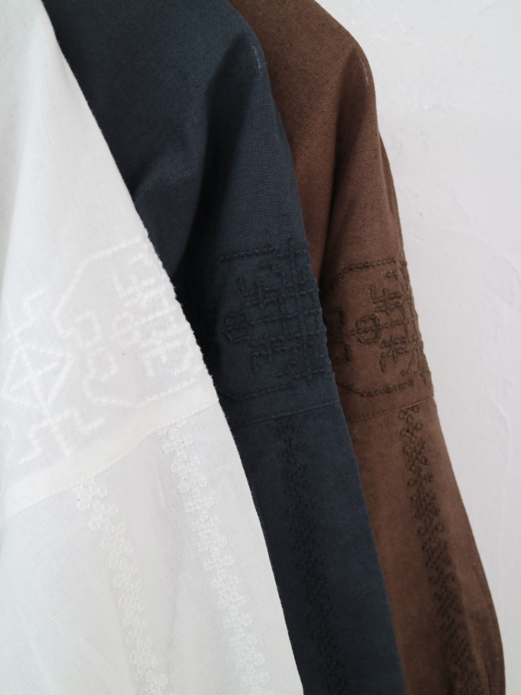 YARRA INDIAリネンコットン袖刺繍ブラウス YR-1523-272