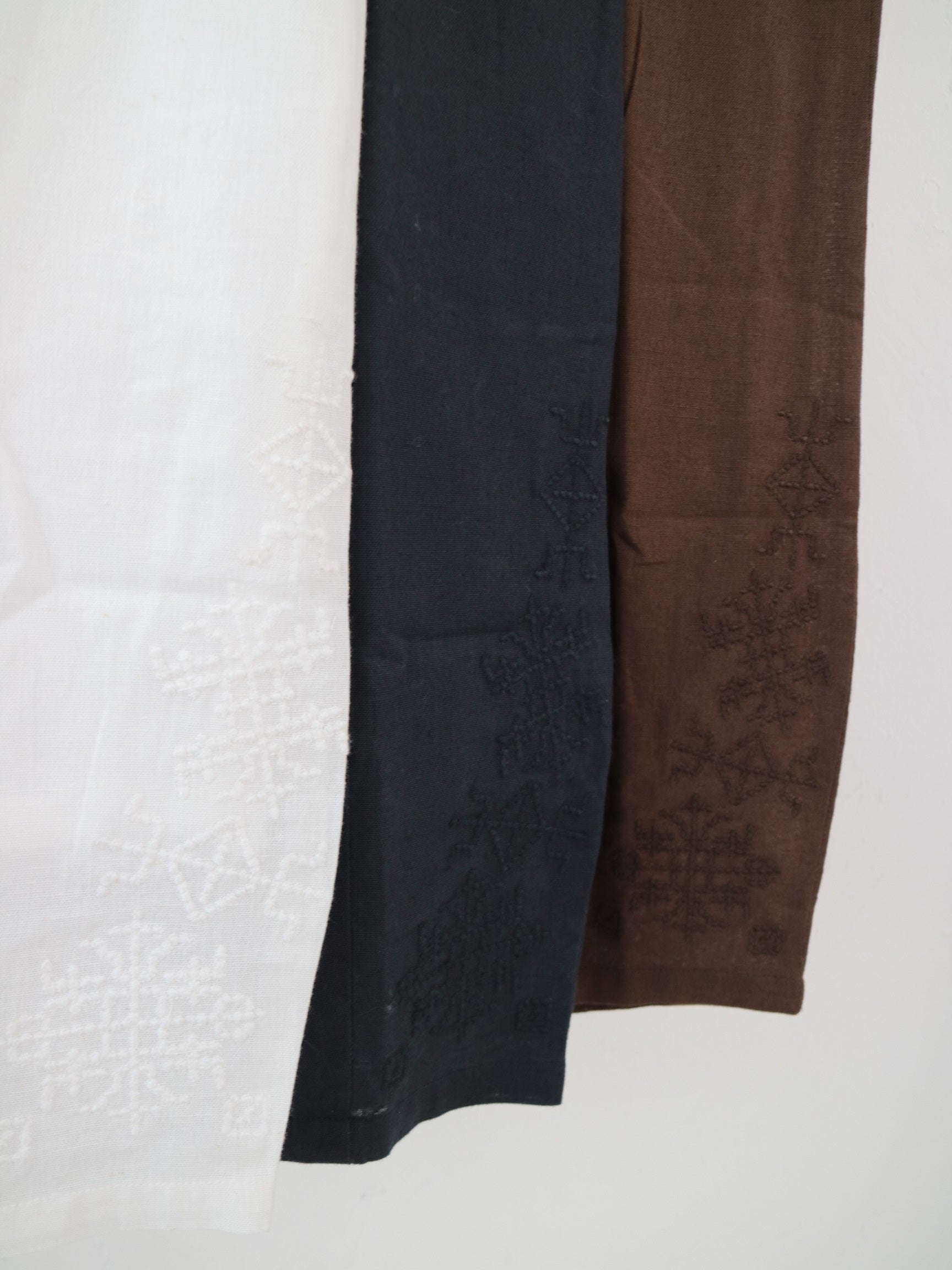 YARRA INDIAリネンコットン裾刺繍パンツ YR-1525-273
