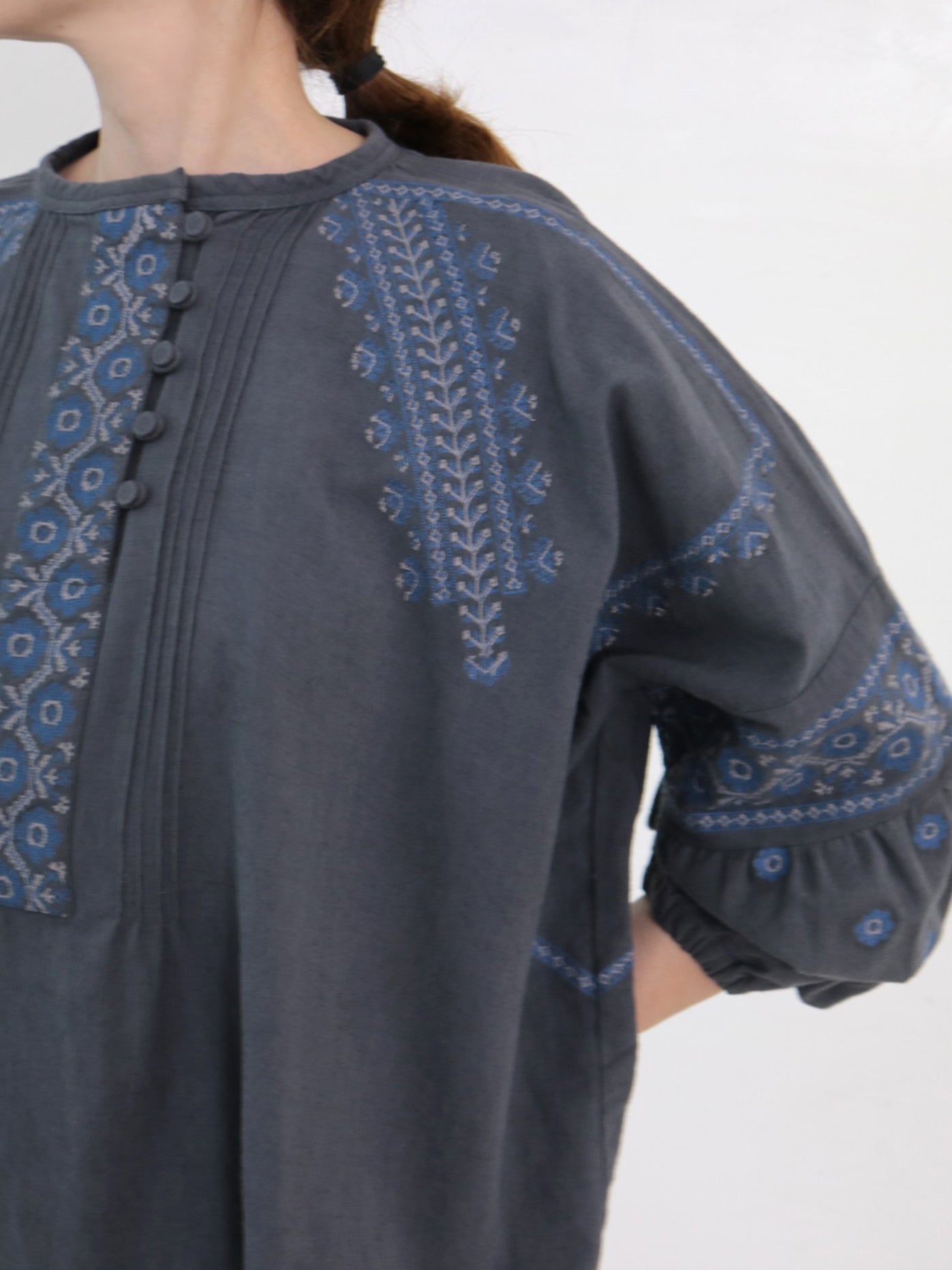 doux bleu C/L クロスステッチ刺繍ブラウス DB-2613-015