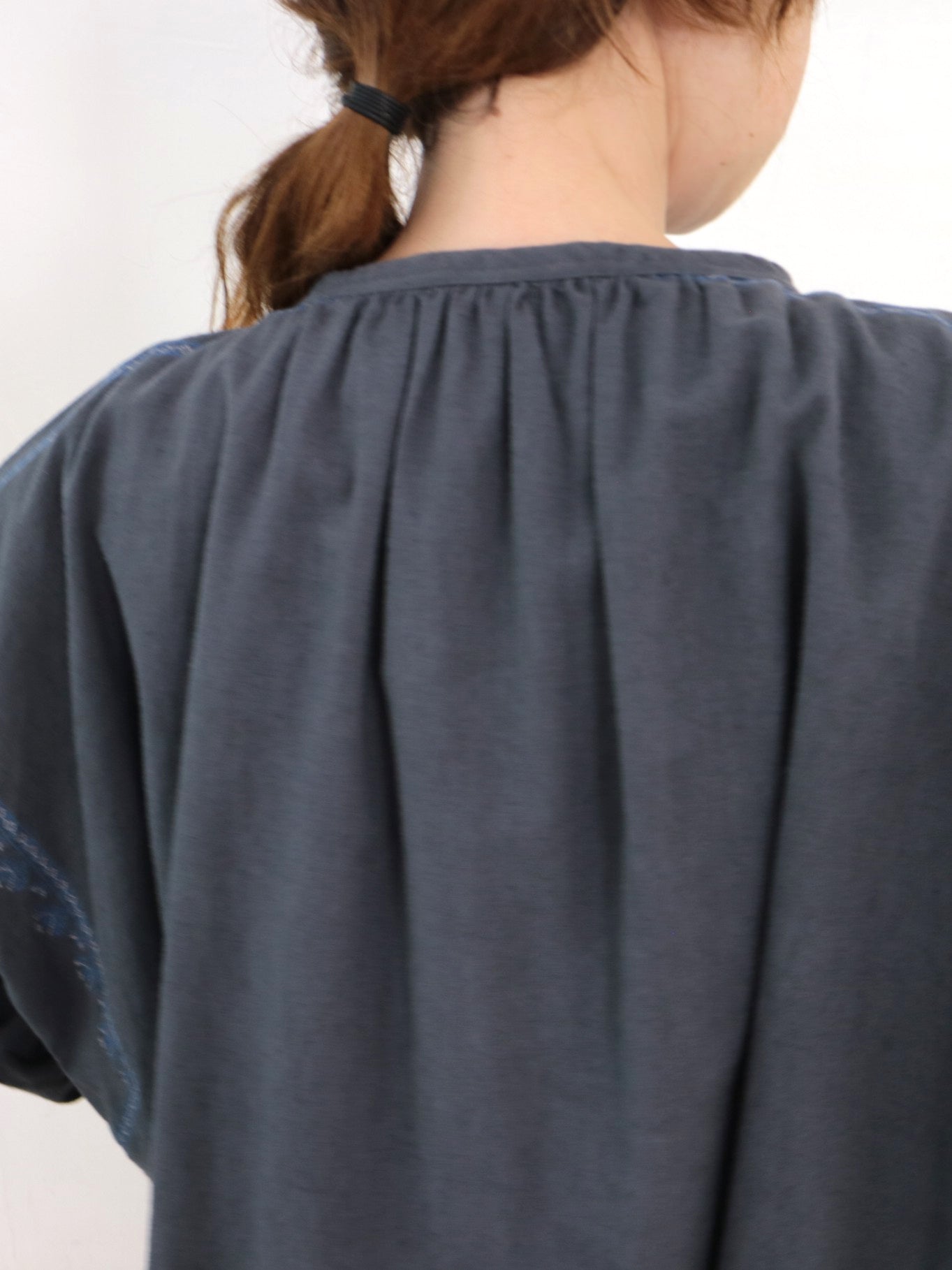doux bleu C/L クロスステッチ刺繍ブラウス DB-2613-015