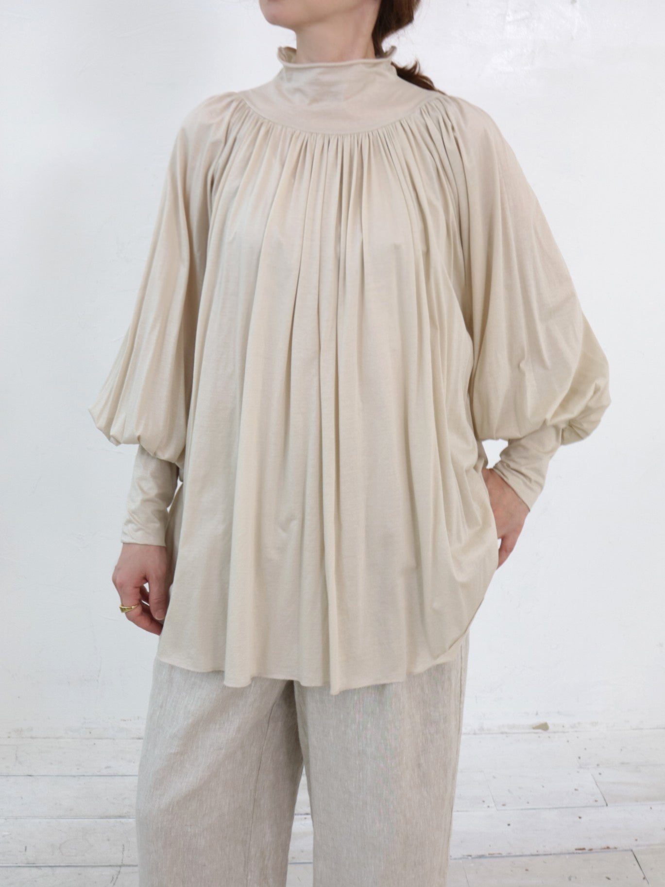 doux bleu タートルギャザーブラウス DB-2611-001