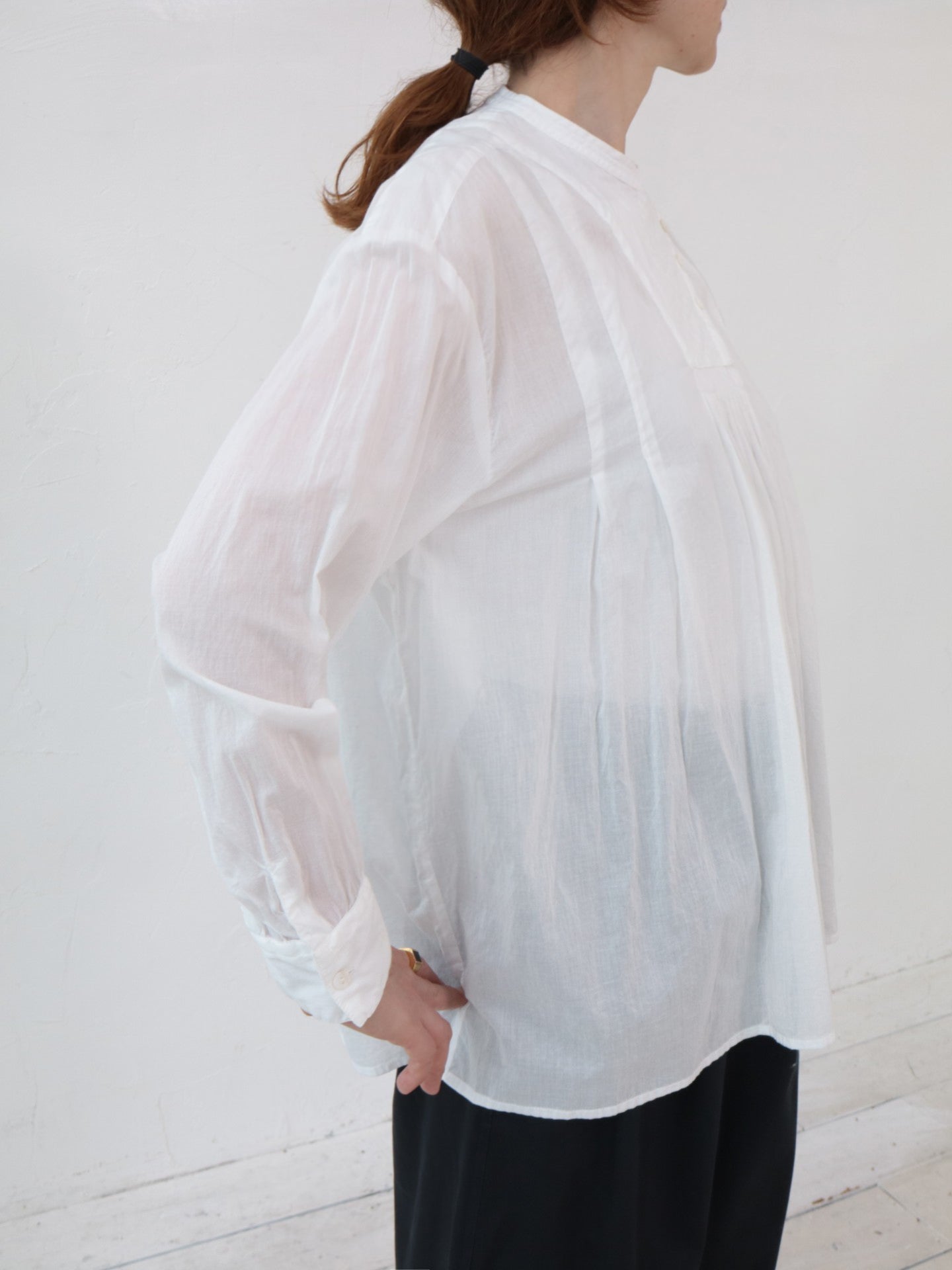 doux bleu コットンカディ ギャザープルオーバーシャツ DB-2613-030