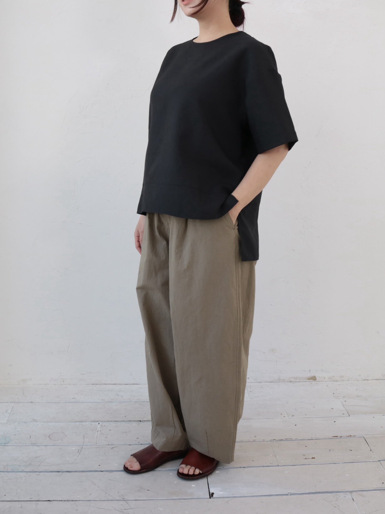 YARRA NEU 綿麻セミコクーンパンツ NU-5525-443
