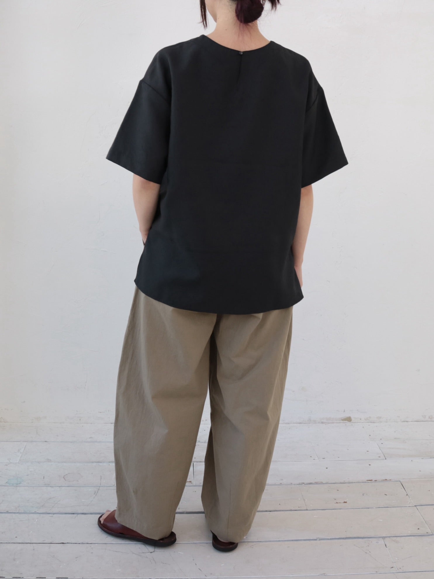 YARRA NEU 綿麻セミコクーンパンツ NU-5525-443