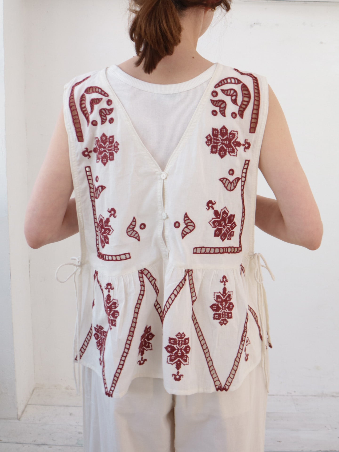 doux bleu クロスステッチ刺繍2WAYベスト DB-2538-081