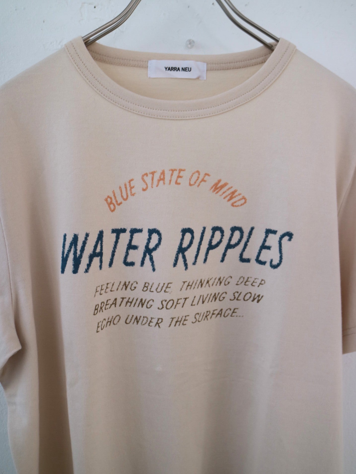YARRA NEU WATER RIPPLEロゴプリントTシャツ NU-5621-433
