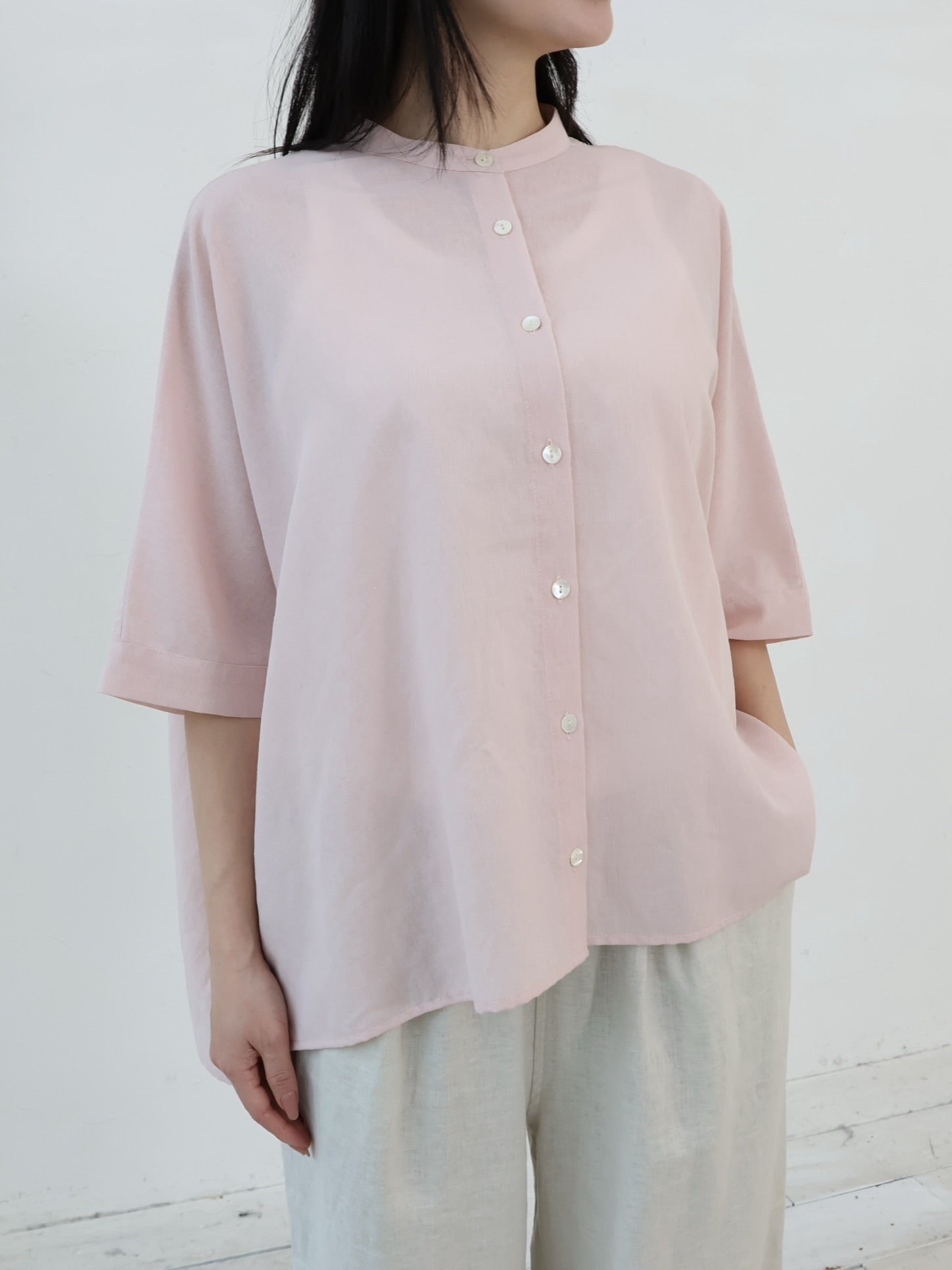 YARRA シアーリネンブレンドブラウス 1633-316