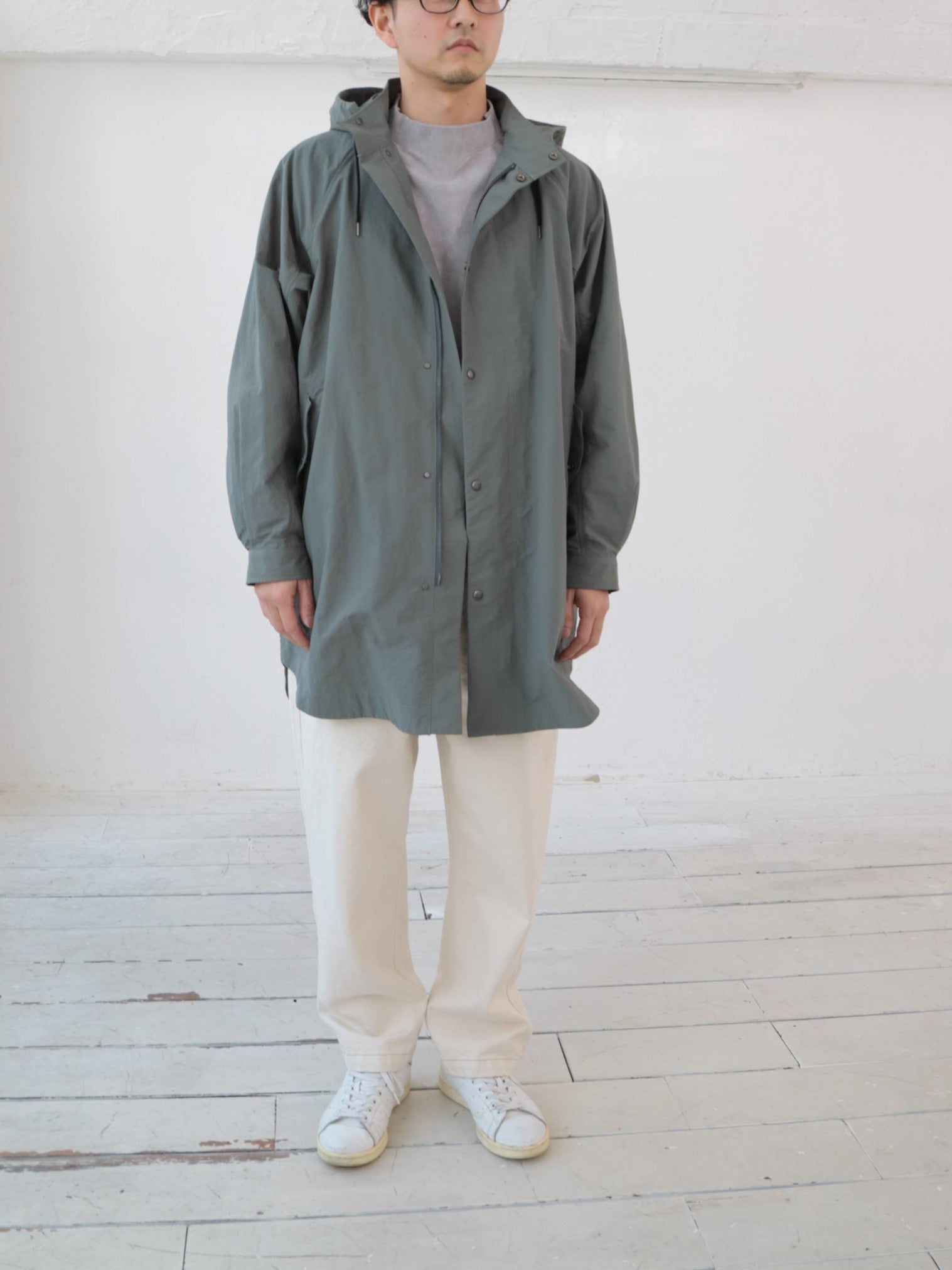 YARRA NEU フード付きナイロンポンチョ風コート NU-5547-414