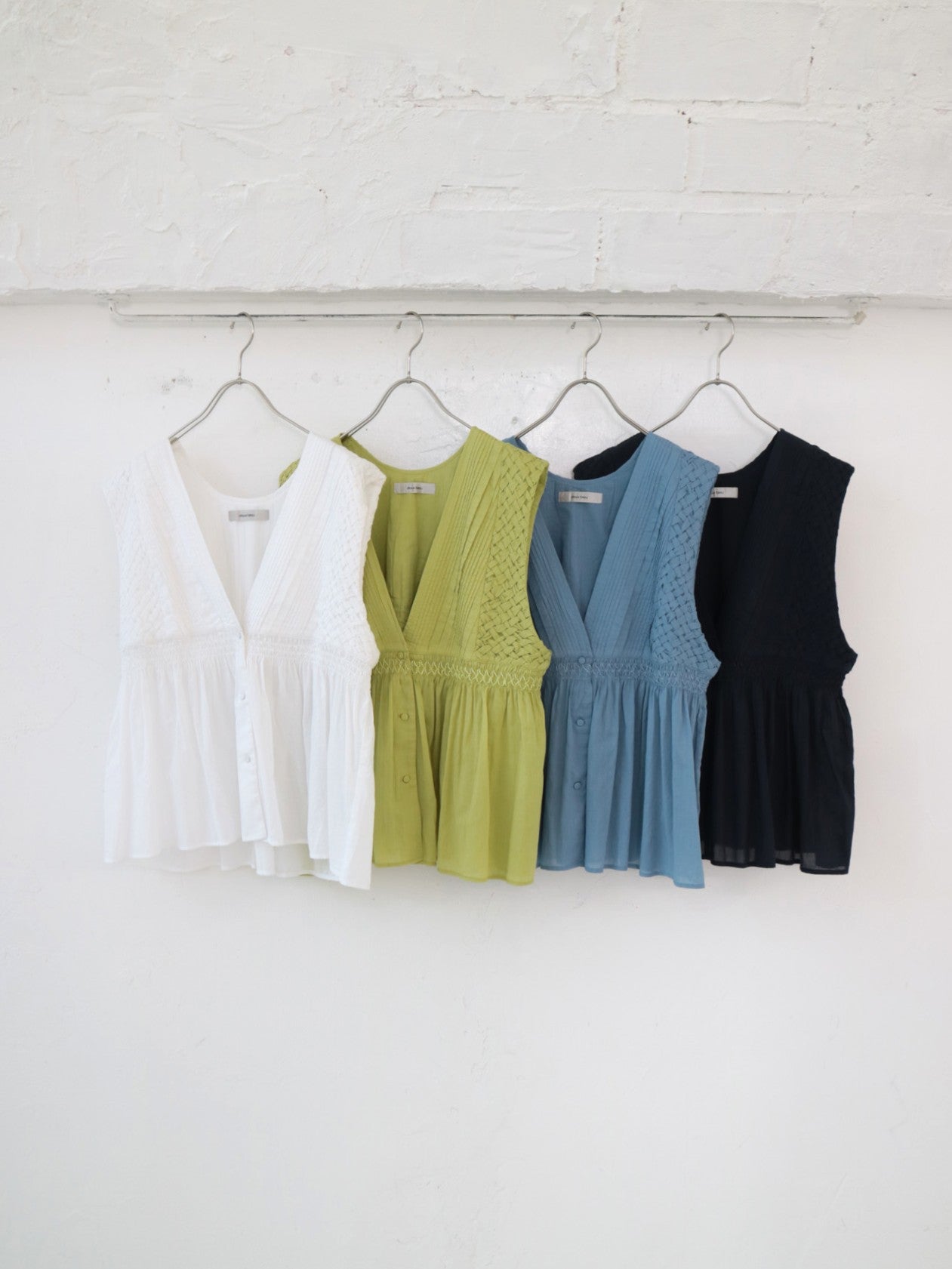 doux bleu コットンボイル/スモッキングベスト DB-2628-064