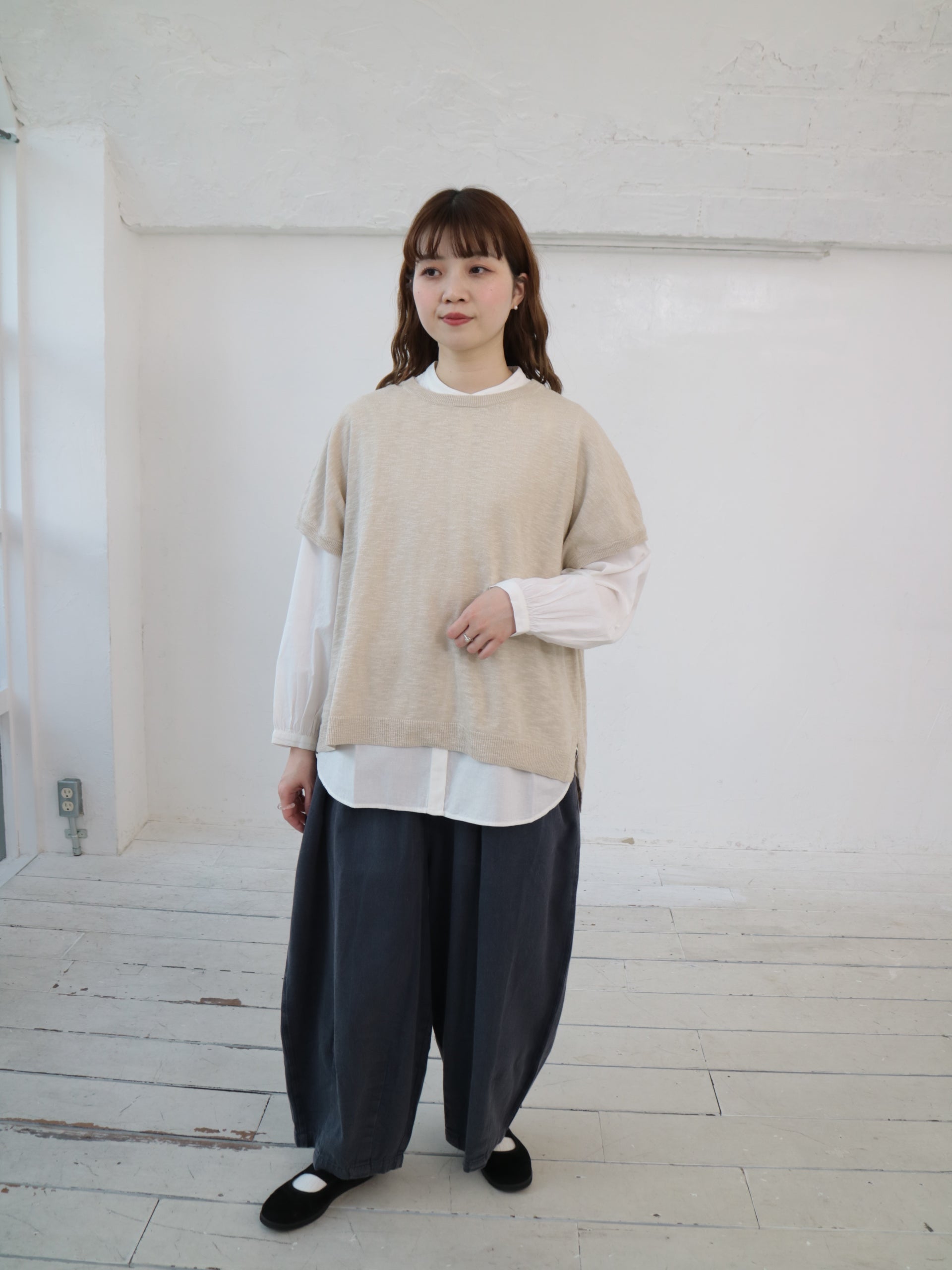 YARRA リネンコットンスリットニットベスト YR-1548-204
