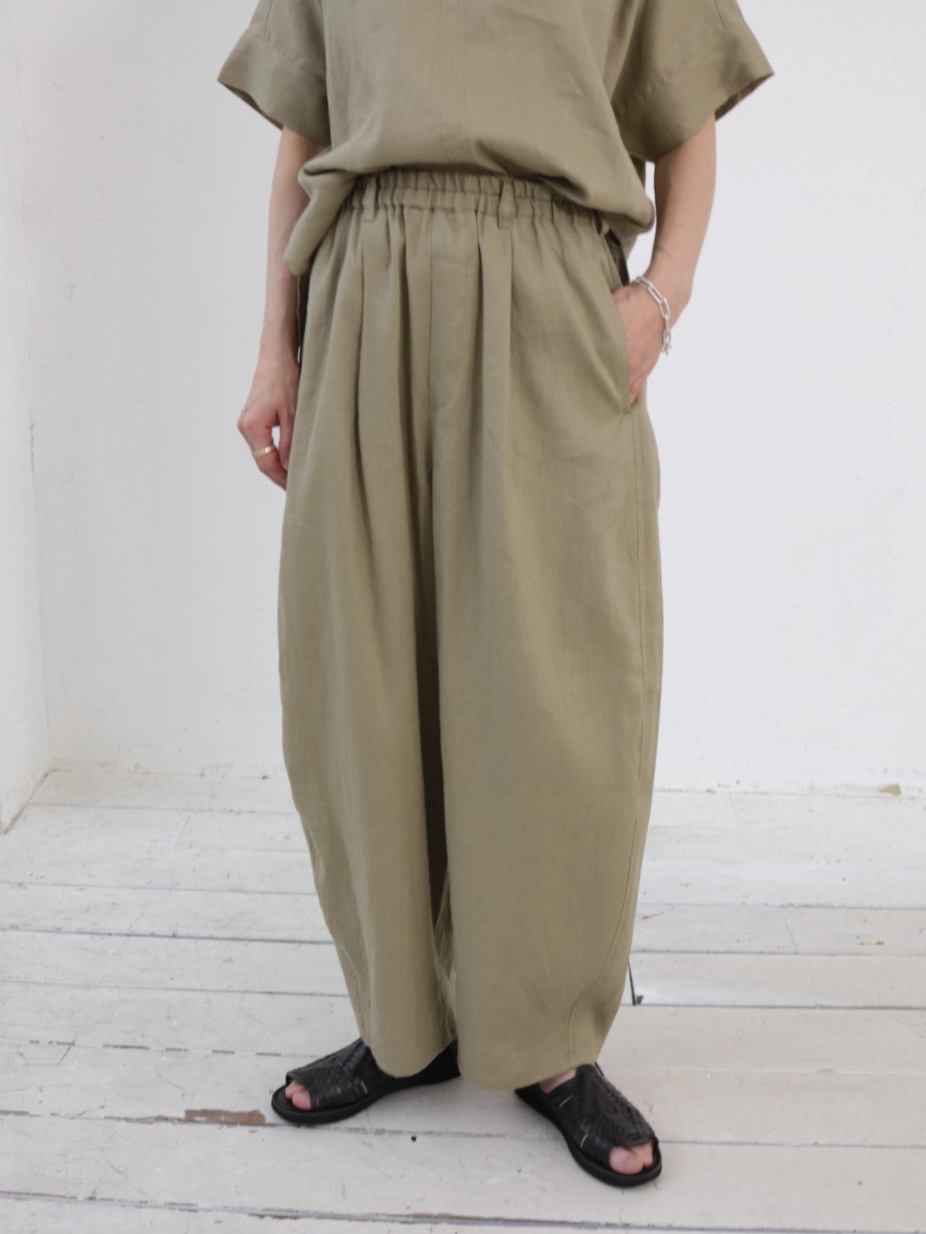 doux bleu コットンリネンワイドコクーンパンツ DB-2625-082