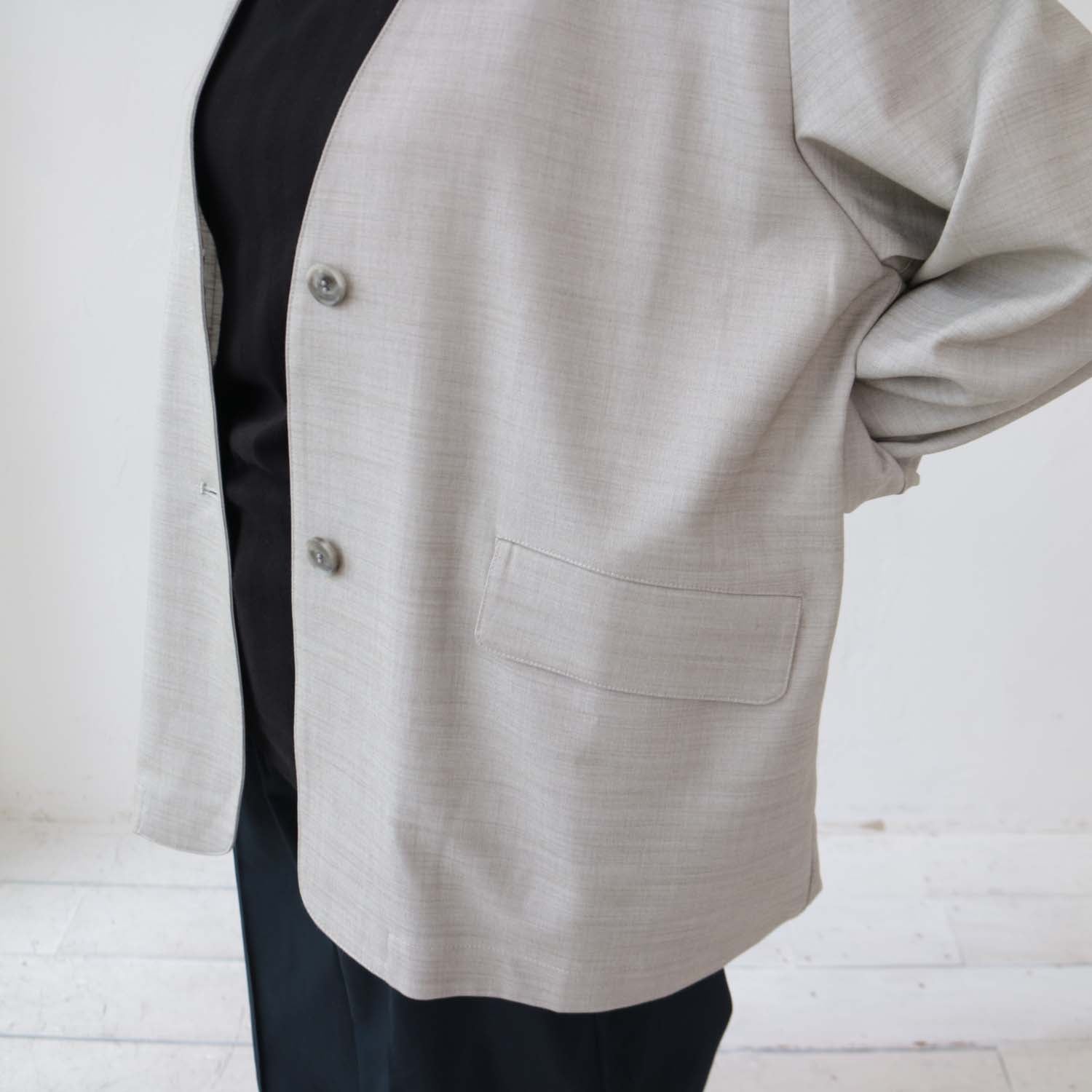 doux bleu Vネックノーカラージャケット DB-2417-002