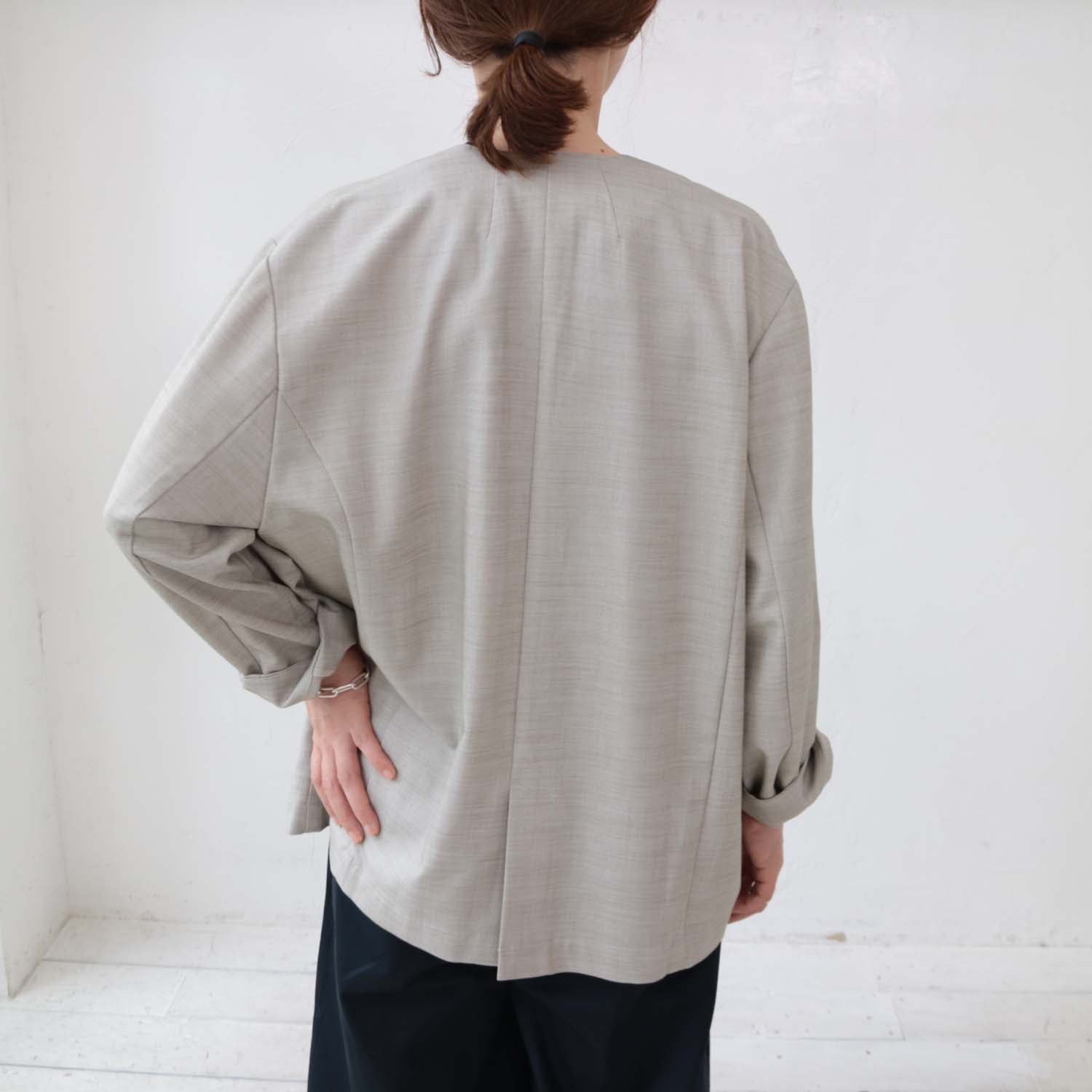 doux bleu Vネックノーカラージャケット DB-2417-002