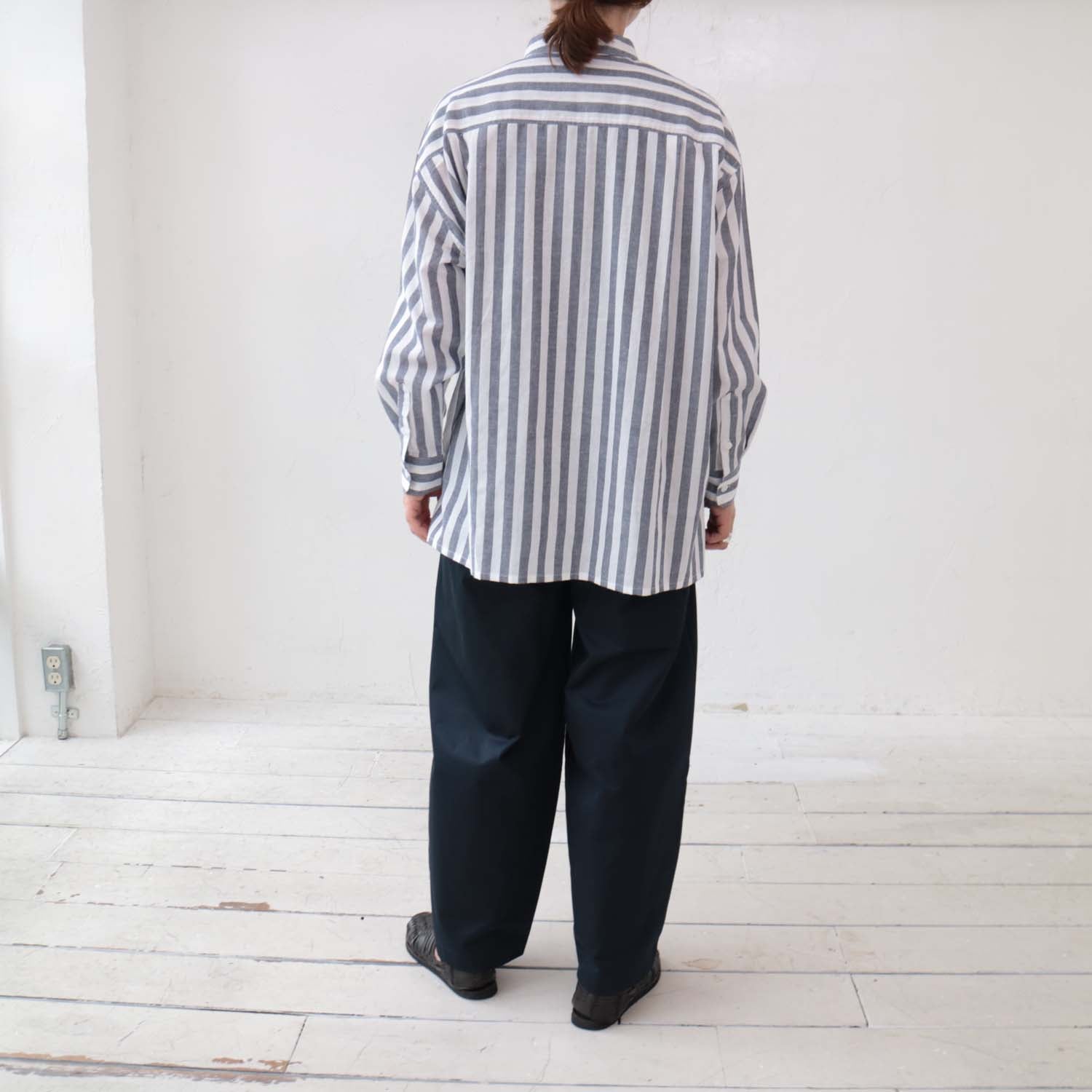 doux bleu ストライプボックスワイドシャツ DB-2413-007