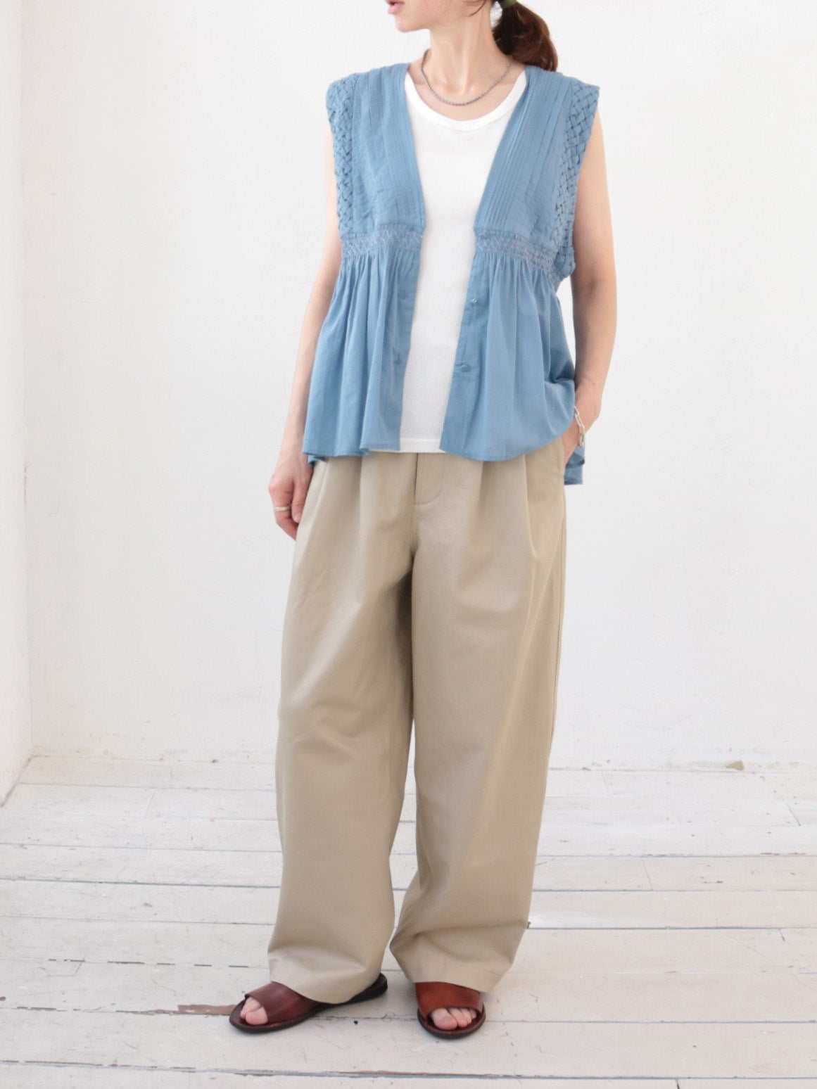 doux bleu コットンボイル/スモッキングベスト DB-2628-064