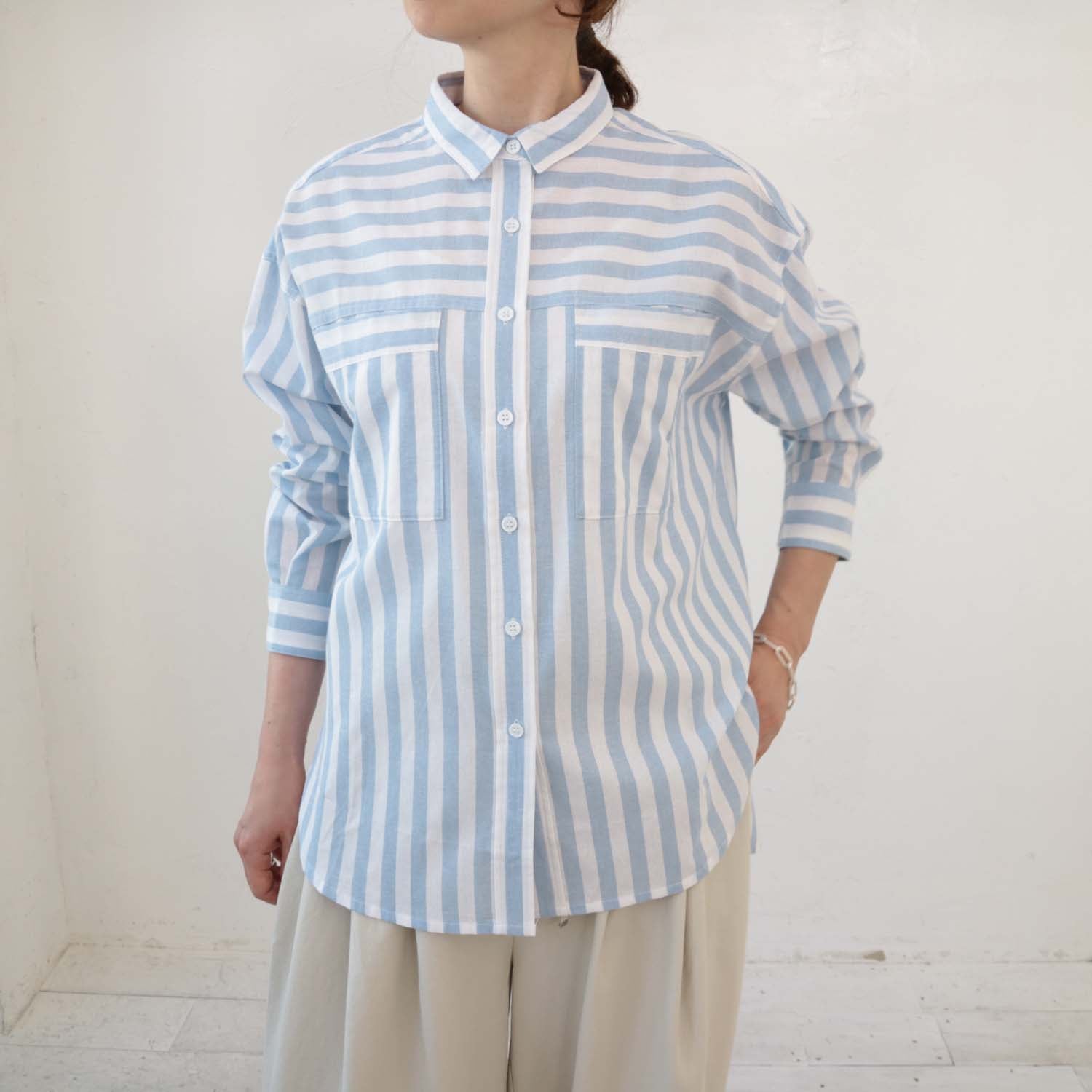 doux bleu ストライプボックスワイドシャツ DB-2413-007