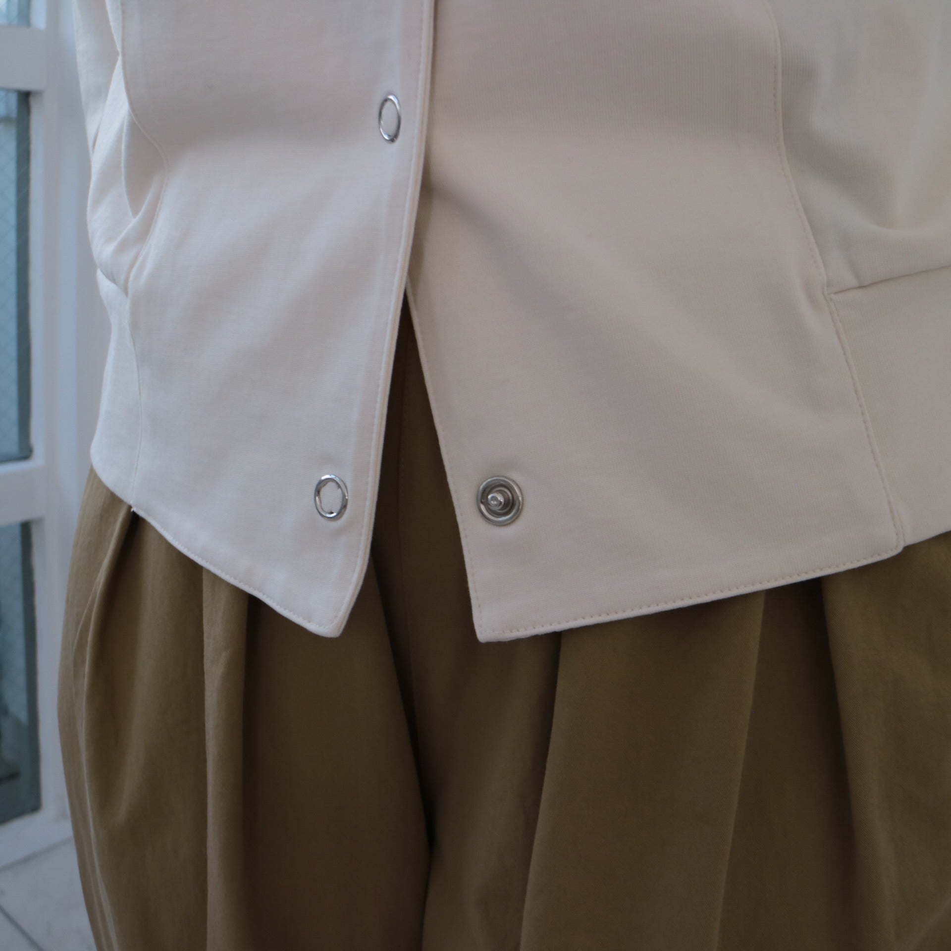 YARRA ドットボタンカットカーディガン YR-1441-213