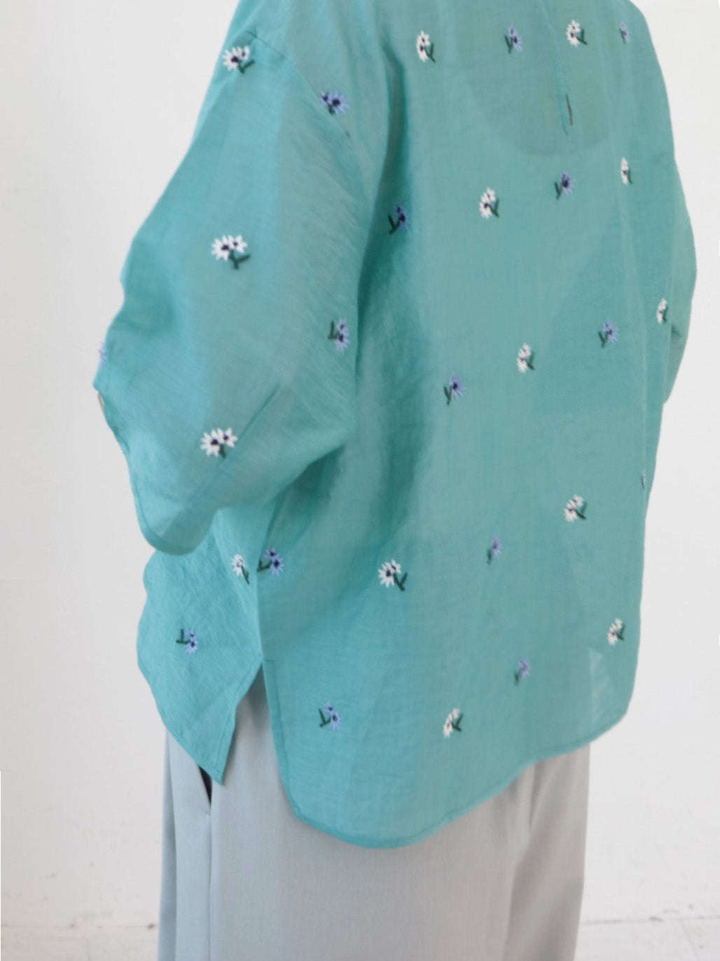 doux bleu シアー刺繍ブラウス DB-2623-075