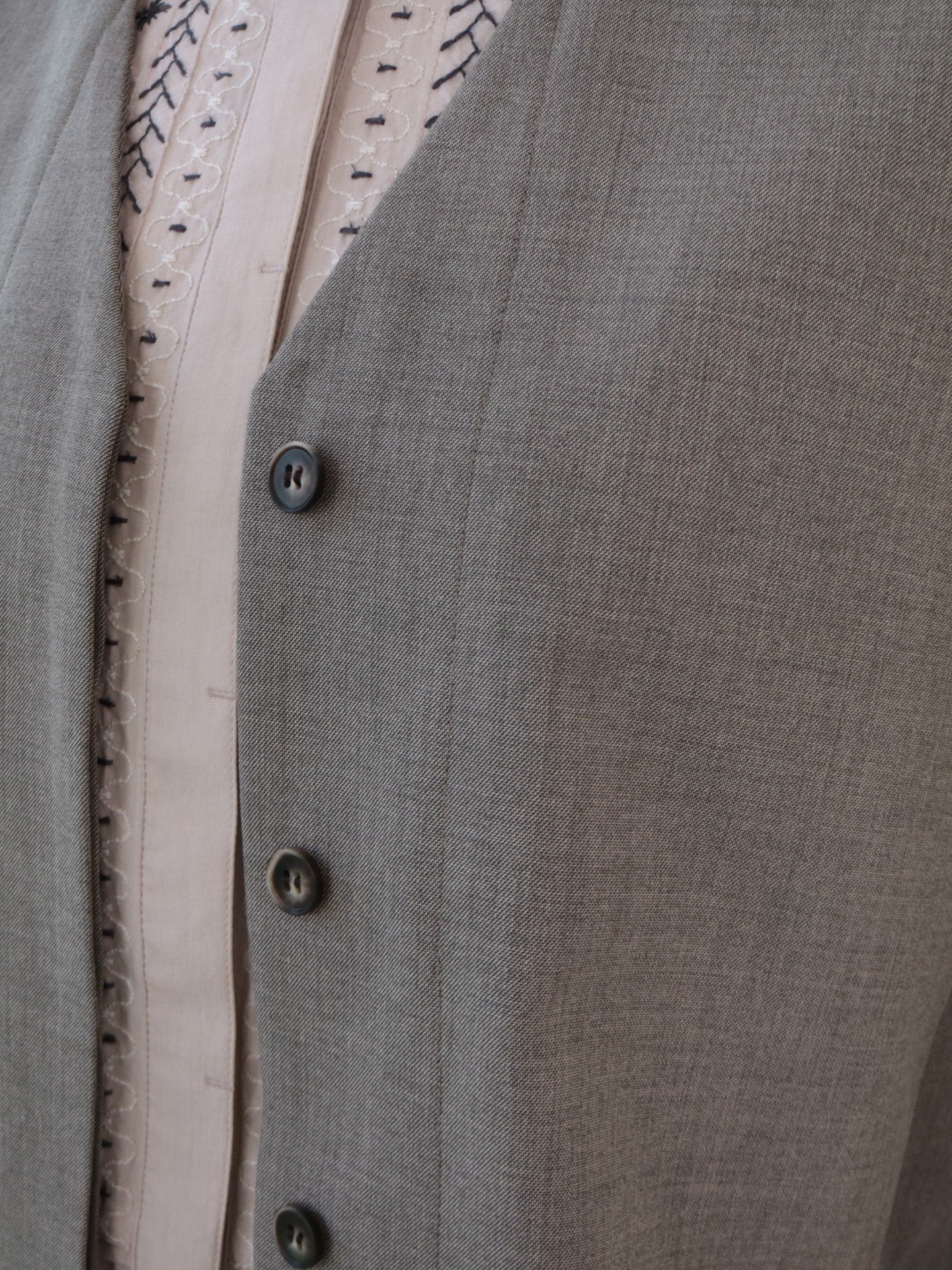 doux bleu 2WAY Vネックベスト DB-2548-023