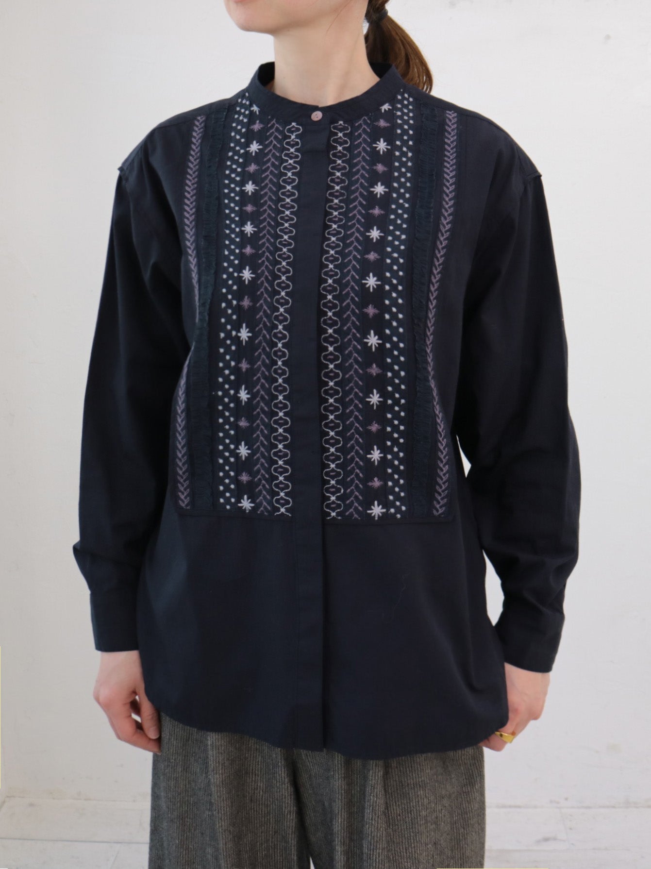doux bleu ステッチ エンブロイダリーシャツ DB-2543-017