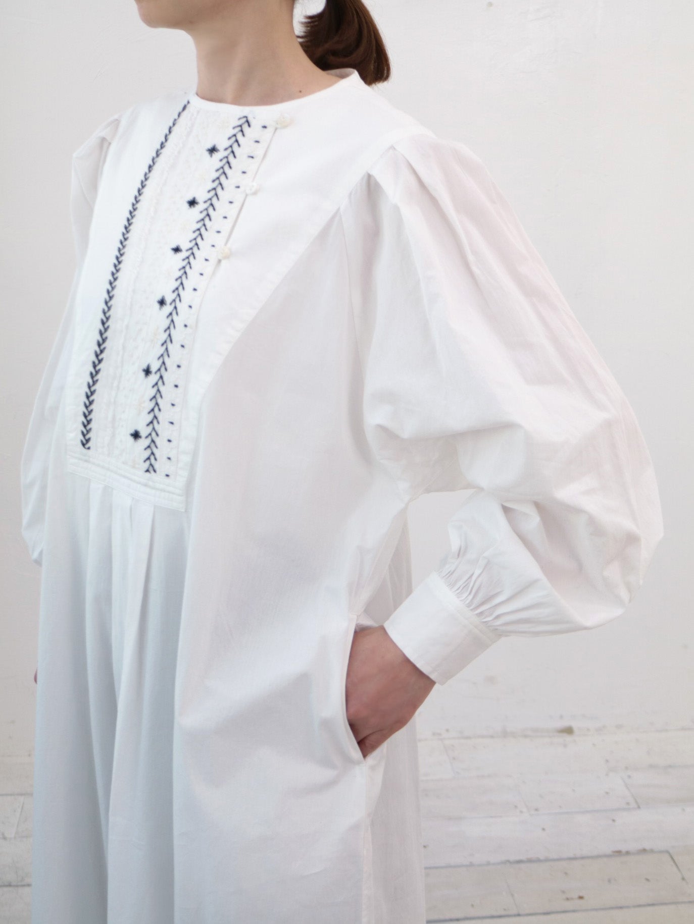 doux bleu ステッチ エンブロイダリーワンピース DB-2544-018