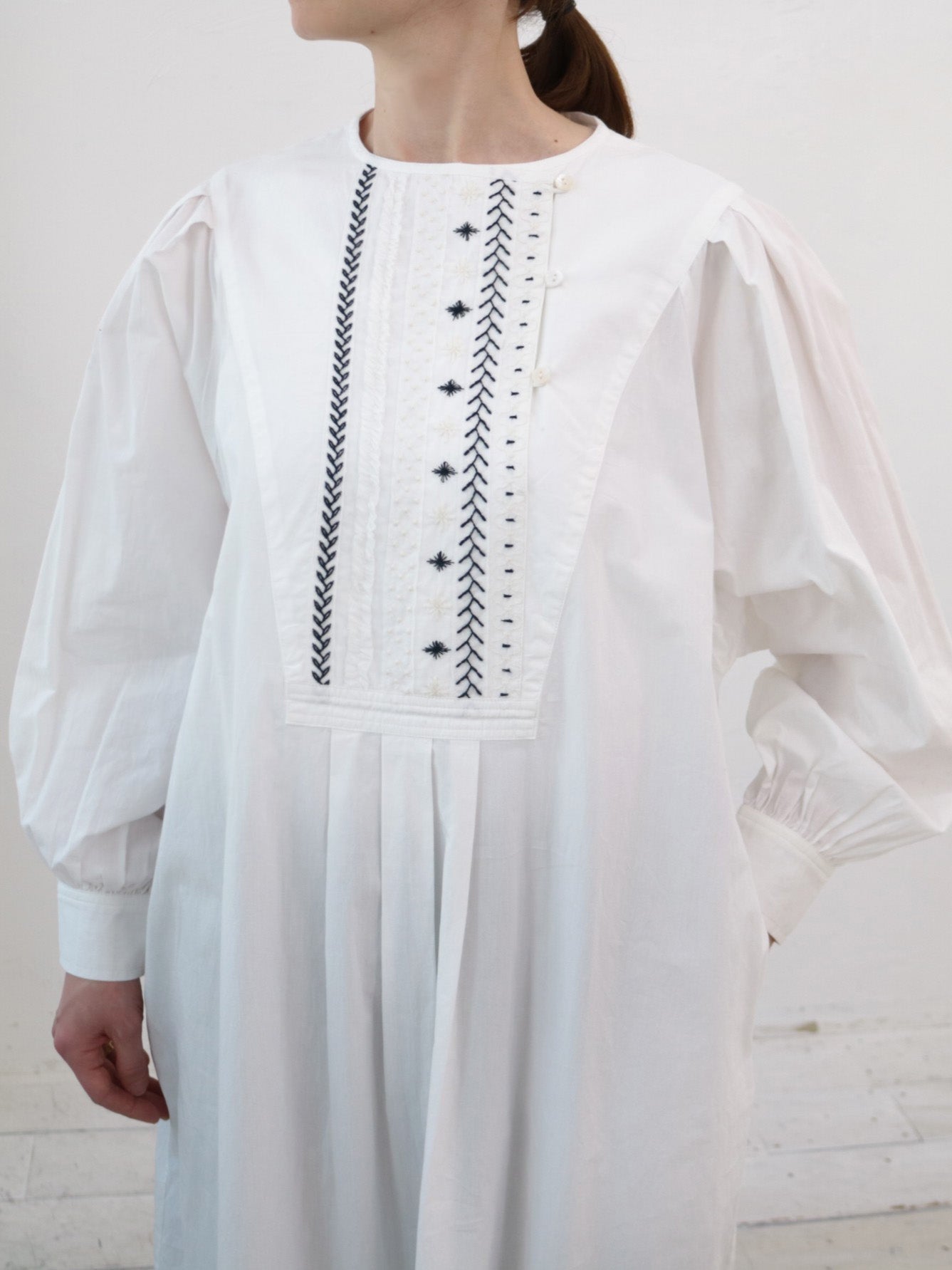 doux bleu ステッチ エンブロイダリーワンピース DB-2544-018