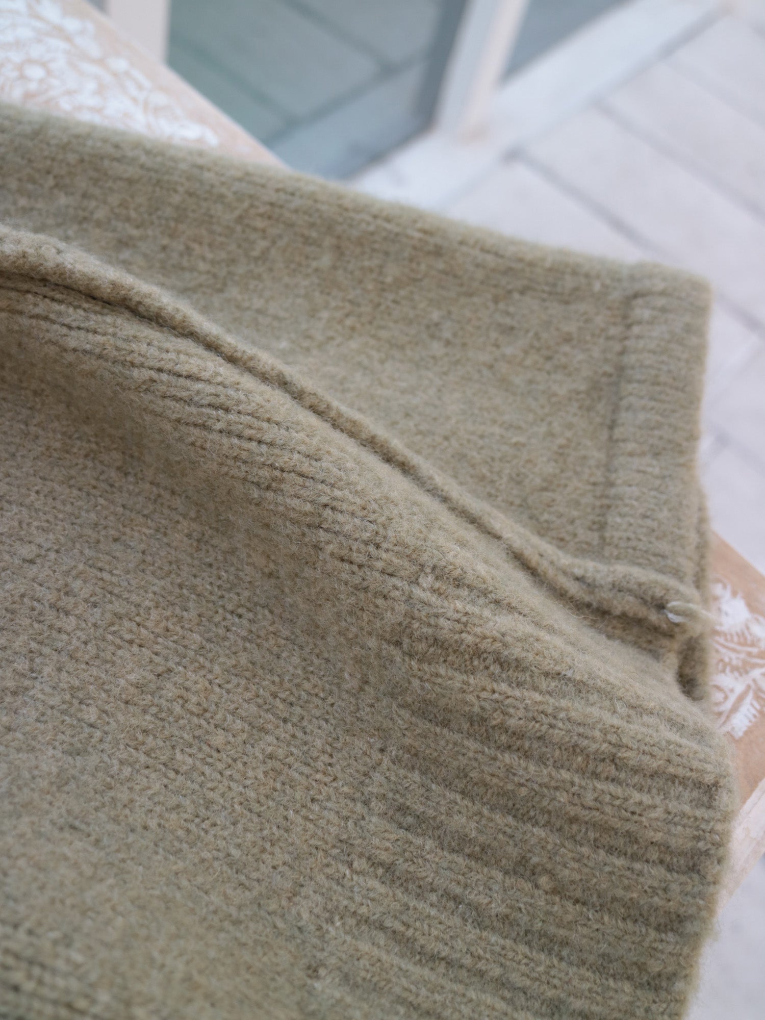 YARRA NEU ヤク混ハイネックニットベスト NU-5552-419