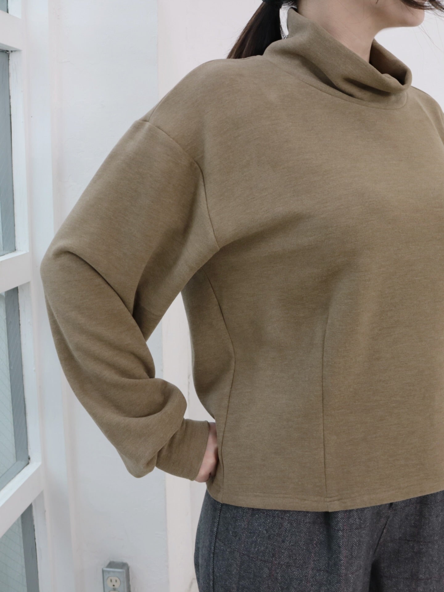 YARRA NEU ハイネックフリースTOPS NU-5551-416