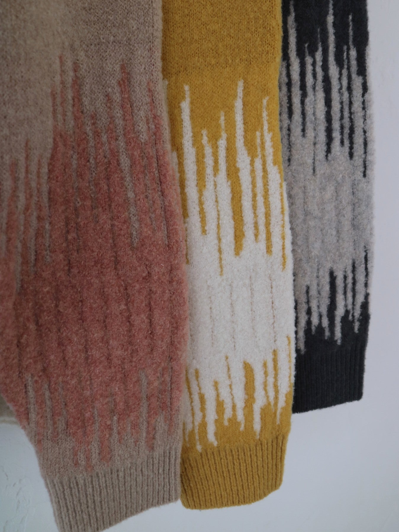 YARRA NEU コンビJQDニットプルオーバー NU-5552-421