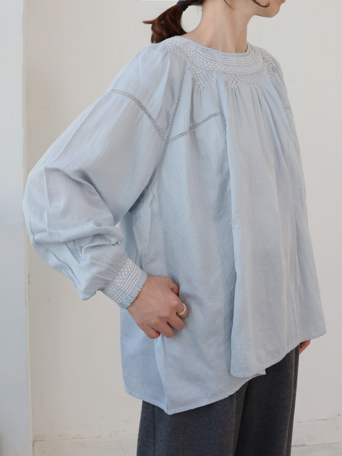 doux bleu コットンサテン シャーリングブラウス DB-2653-043