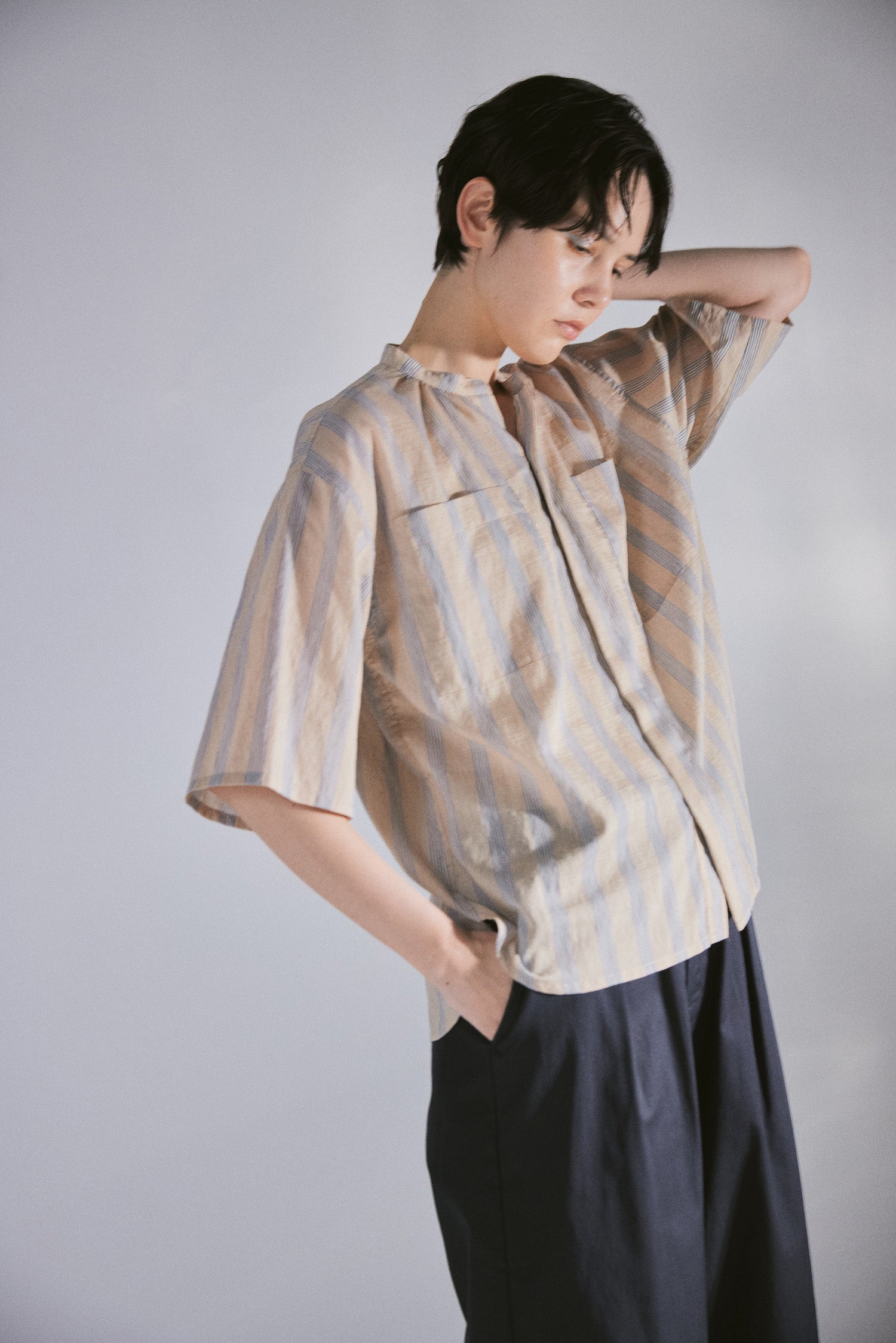 YARRA NEU ストライプ5分袖比翼シャツ NU-5623-442