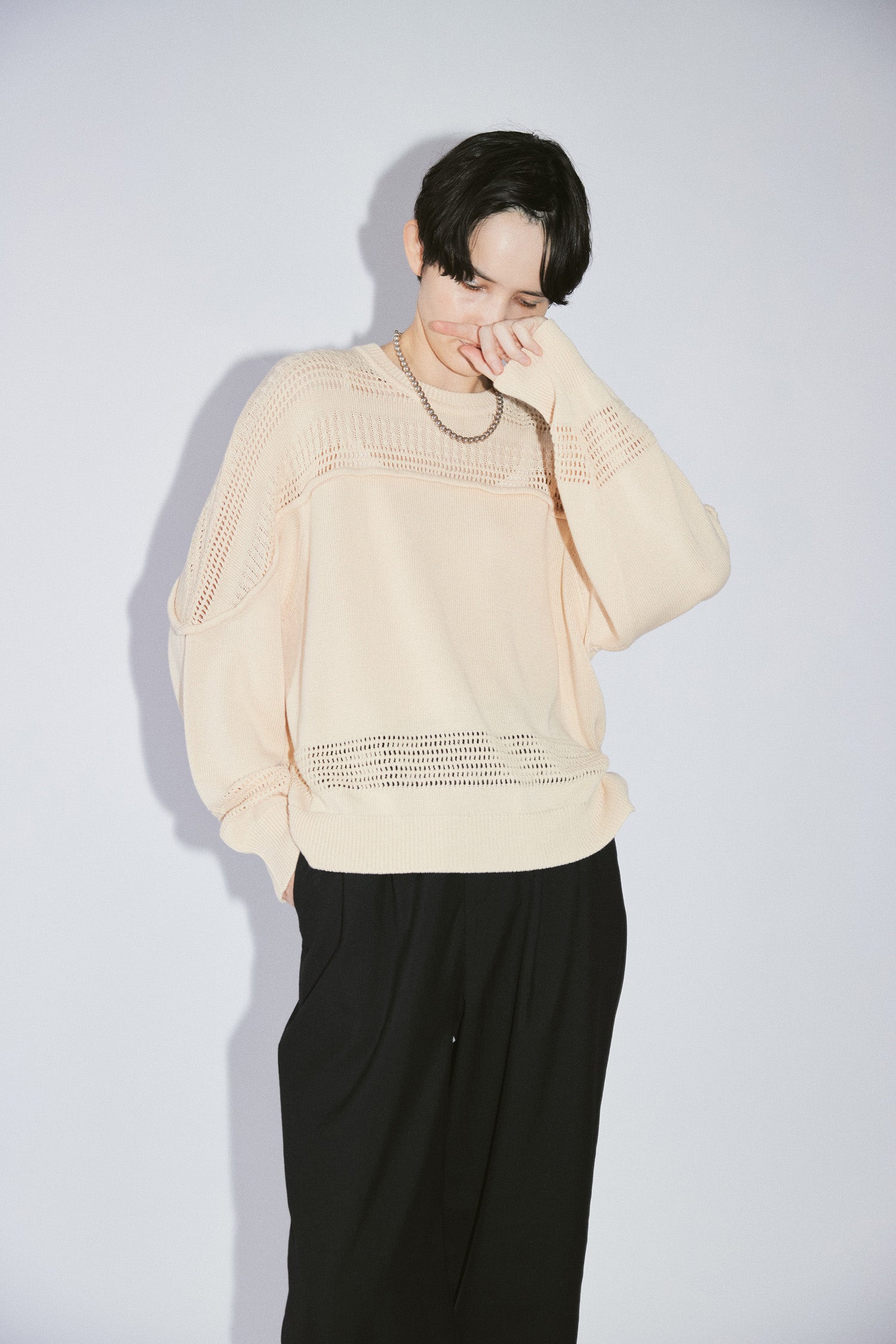 YARRA NEU 透かし編みヨークニットプルオーバー NU-5612-407