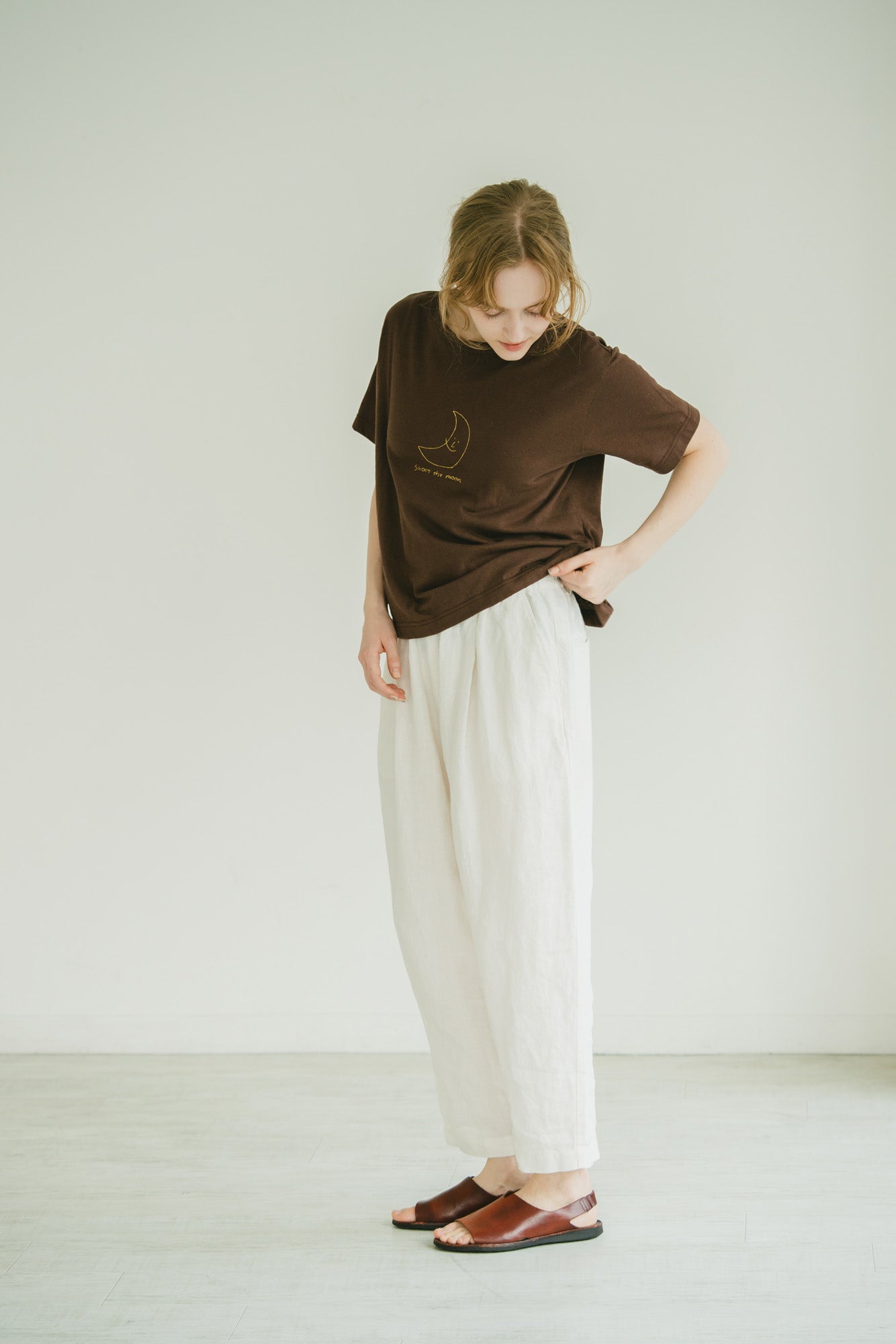 YARRA MOONシシュウTシャツ YR-1621-253