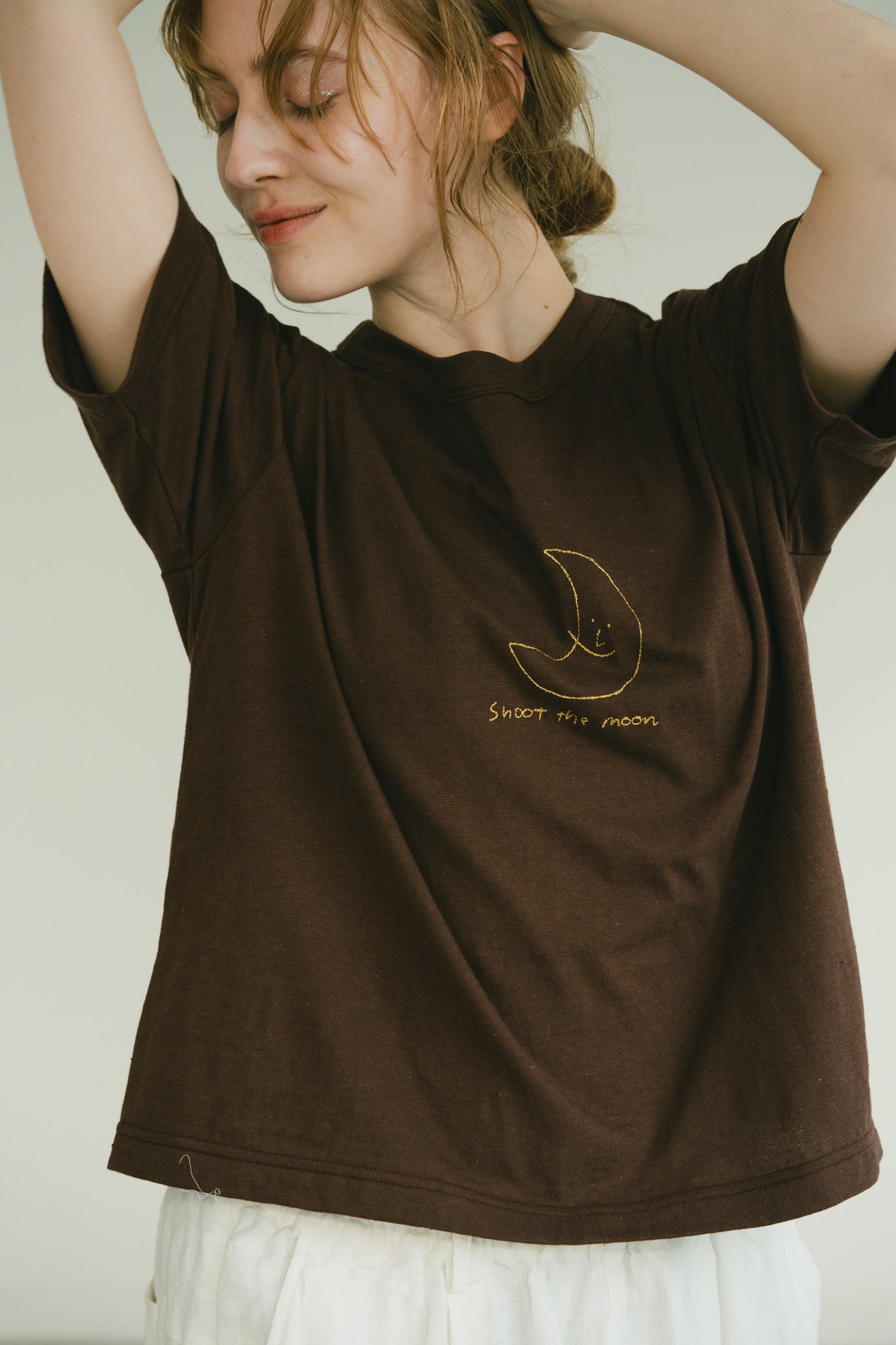 YARRA MOONシシュウTシャツ YR-1621-253