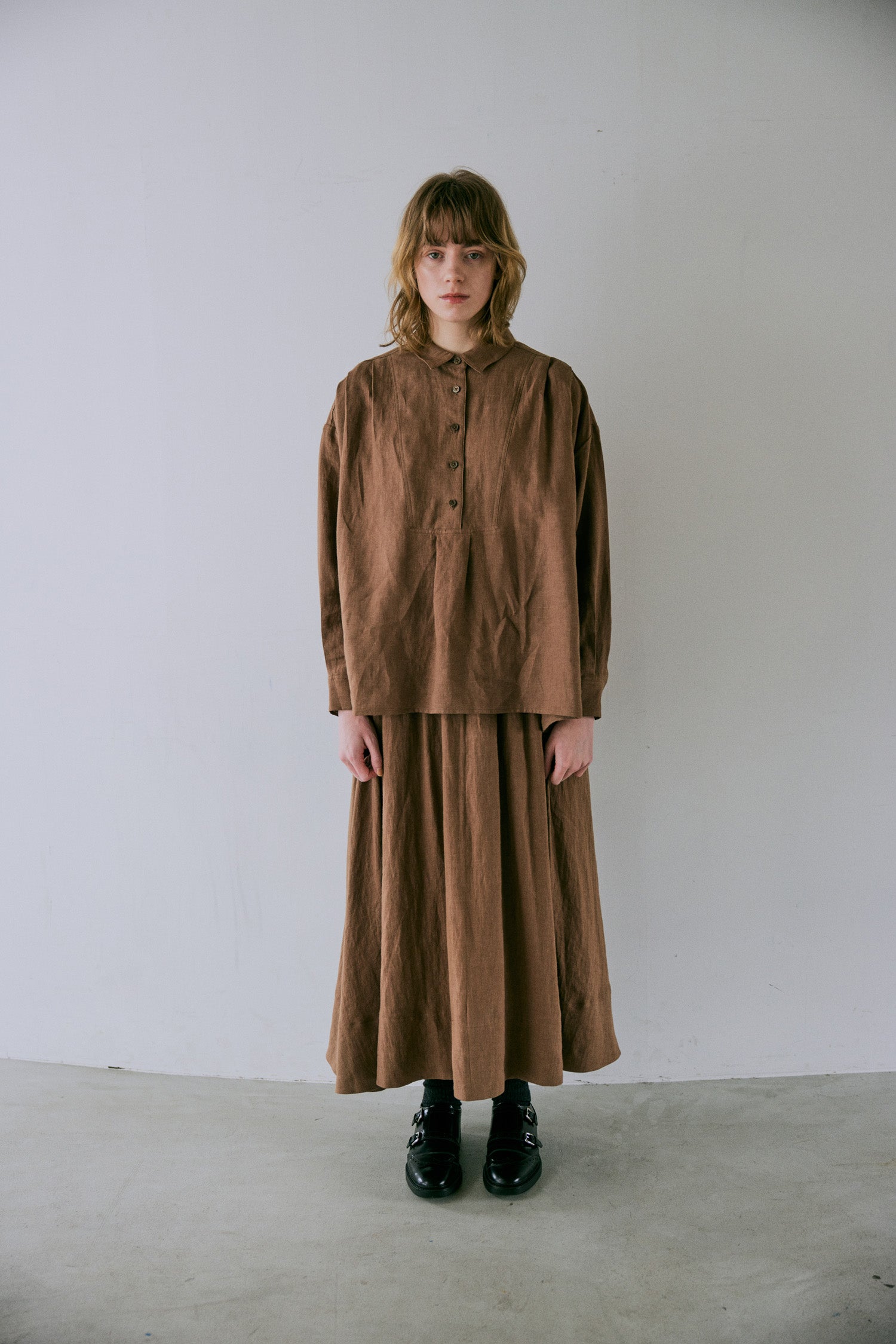 doux bleu リネンヨーク ワイドプルオーバーブラウス DB-2543-011