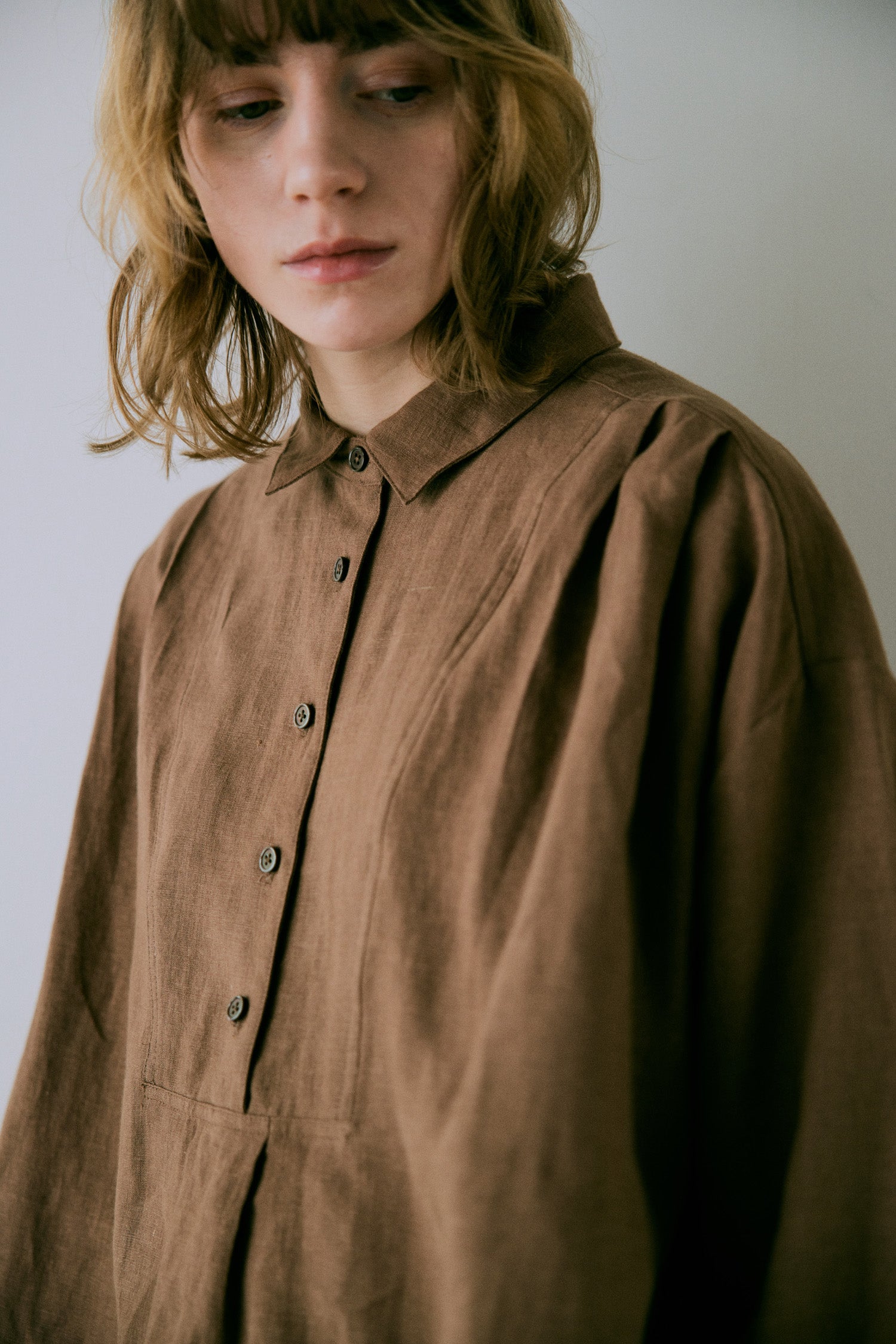 doux bleu リネンヨーク ワイドプルオーバーブラウス DB-2543-011