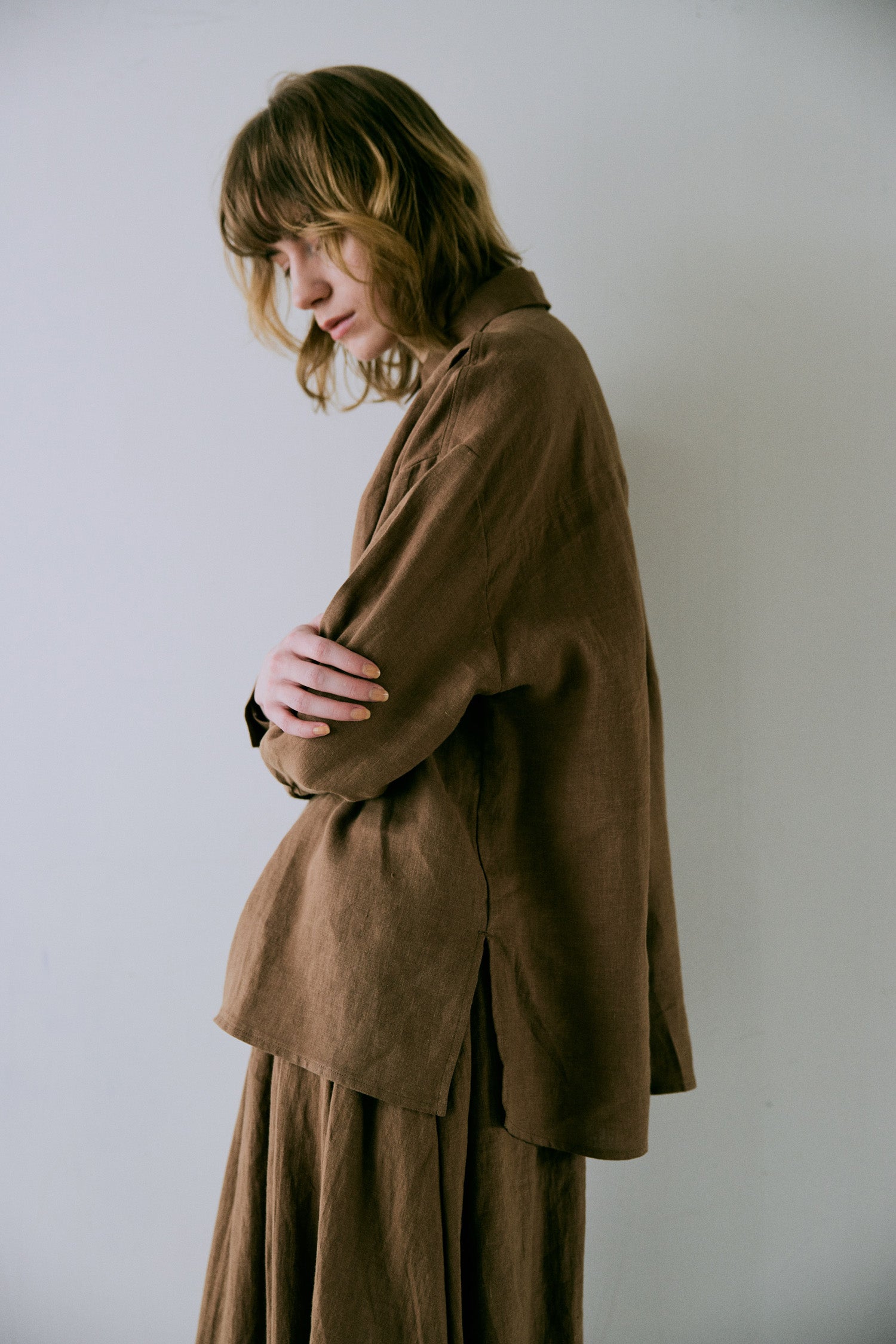 doux bleu リネンヨーク ワイドプルオーバーブラウス DB-2543-011