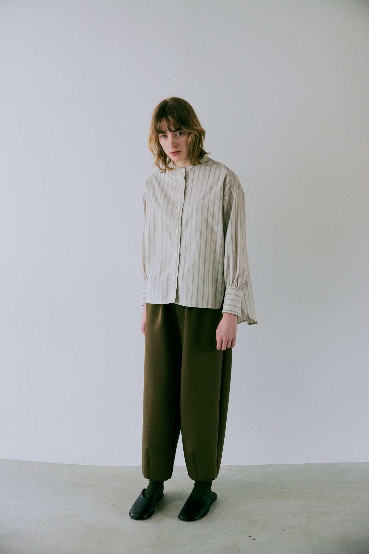 doux bleu バックギャザーシャツ DB-2543-028