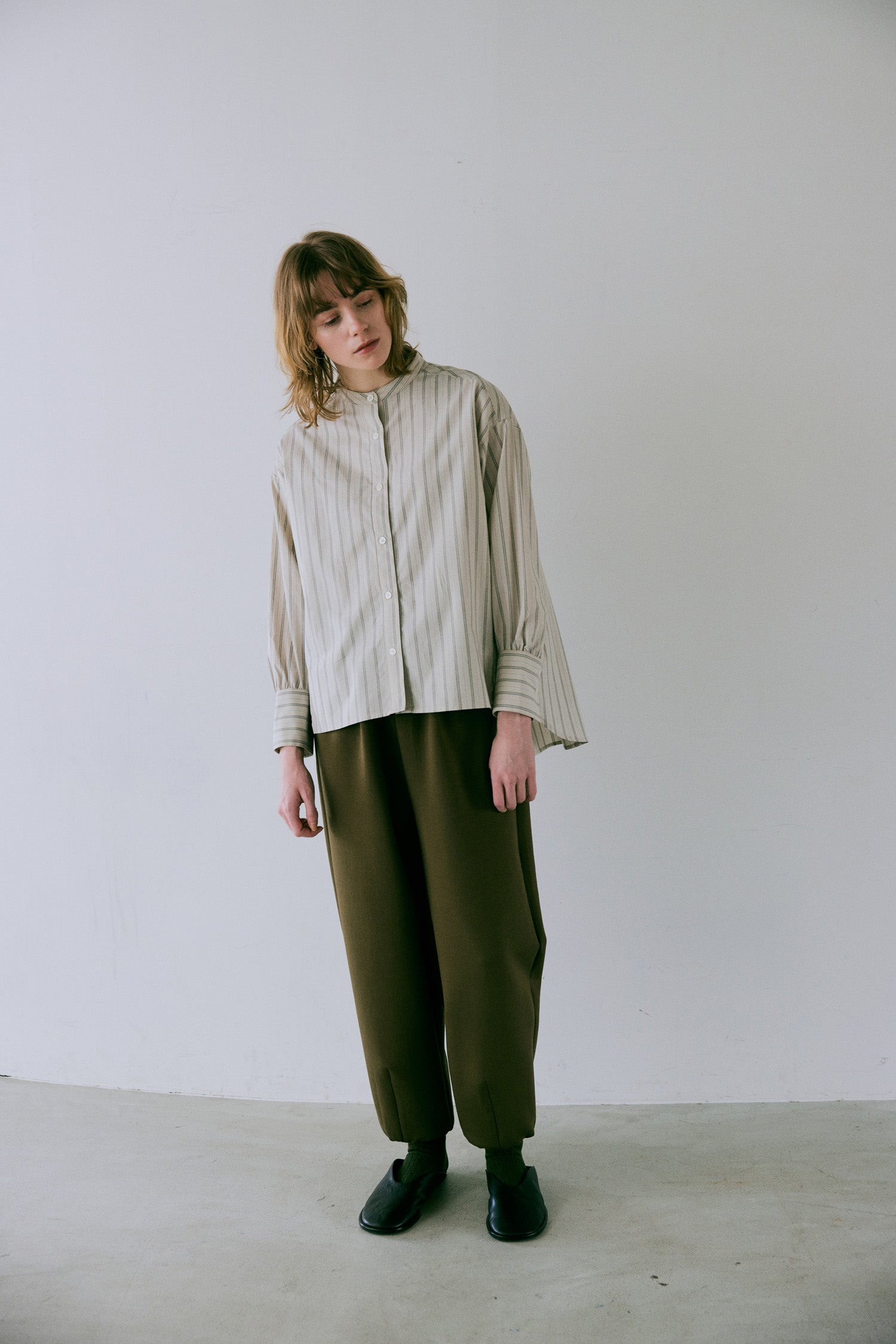 doux bleu バックギャザーシャツ DB-2543-028