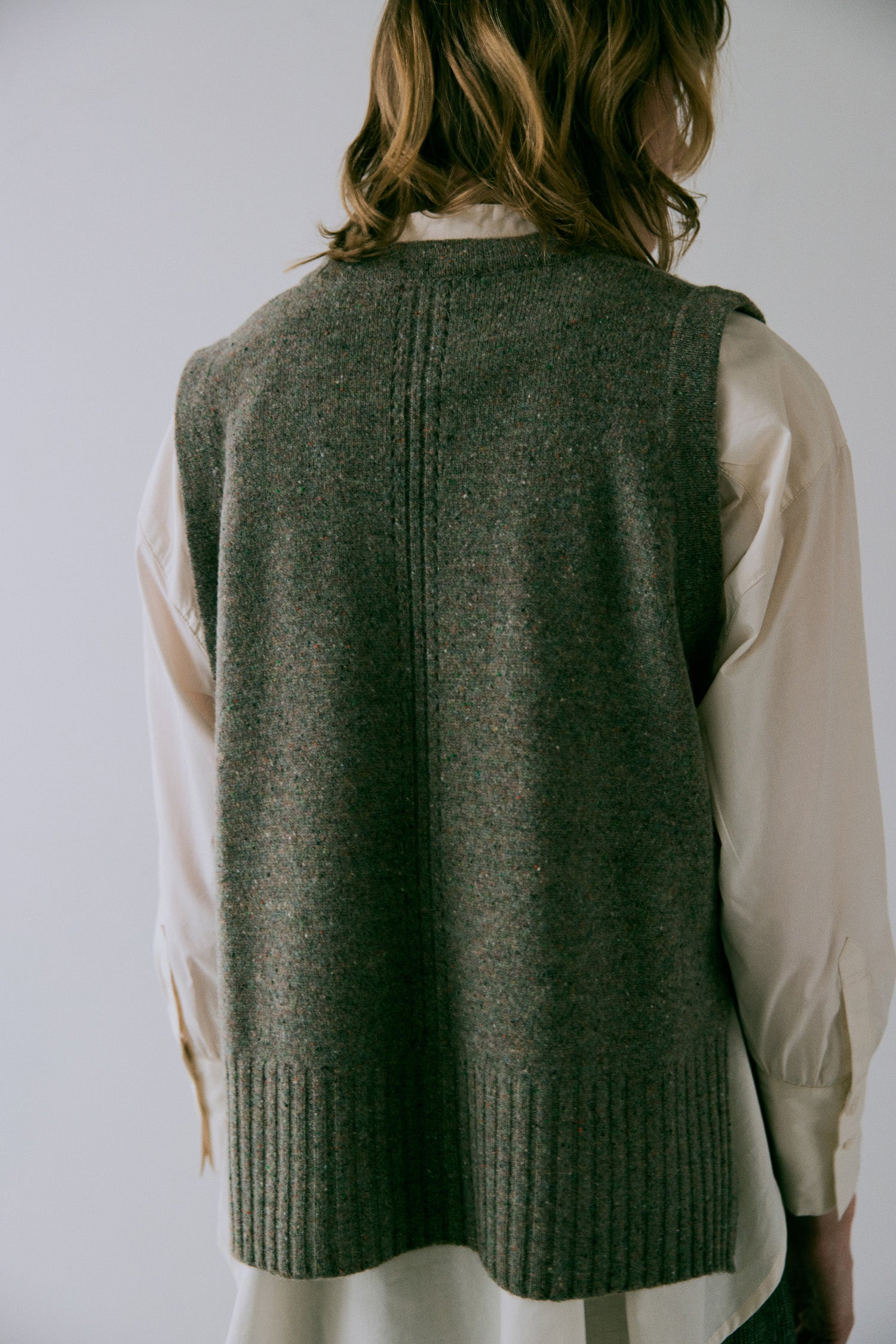 doux bleu EXファインメリノウール ニットベスト DB-2548-032