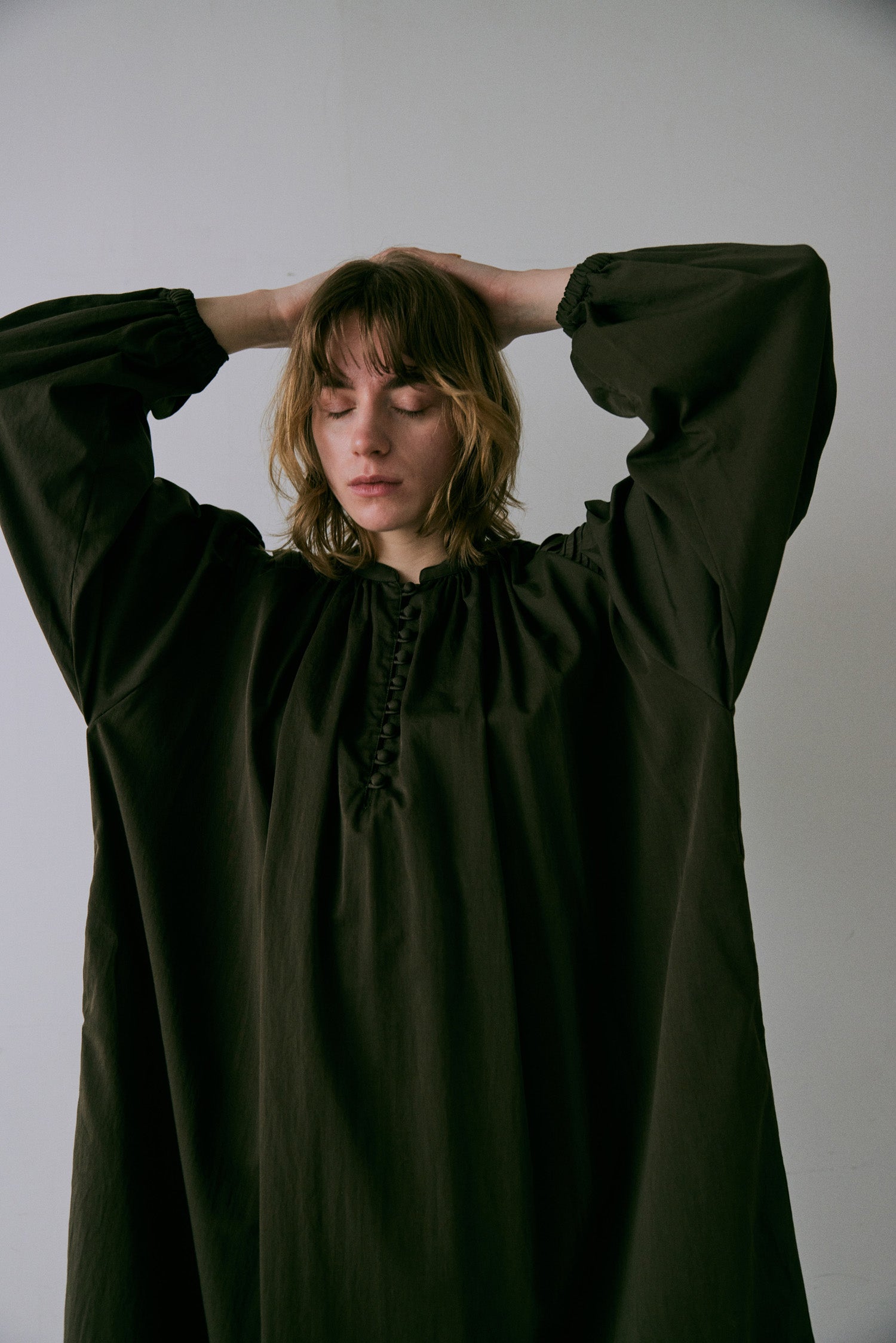 doux bleu ショルダーピンタック ワンピース DB-2544-030