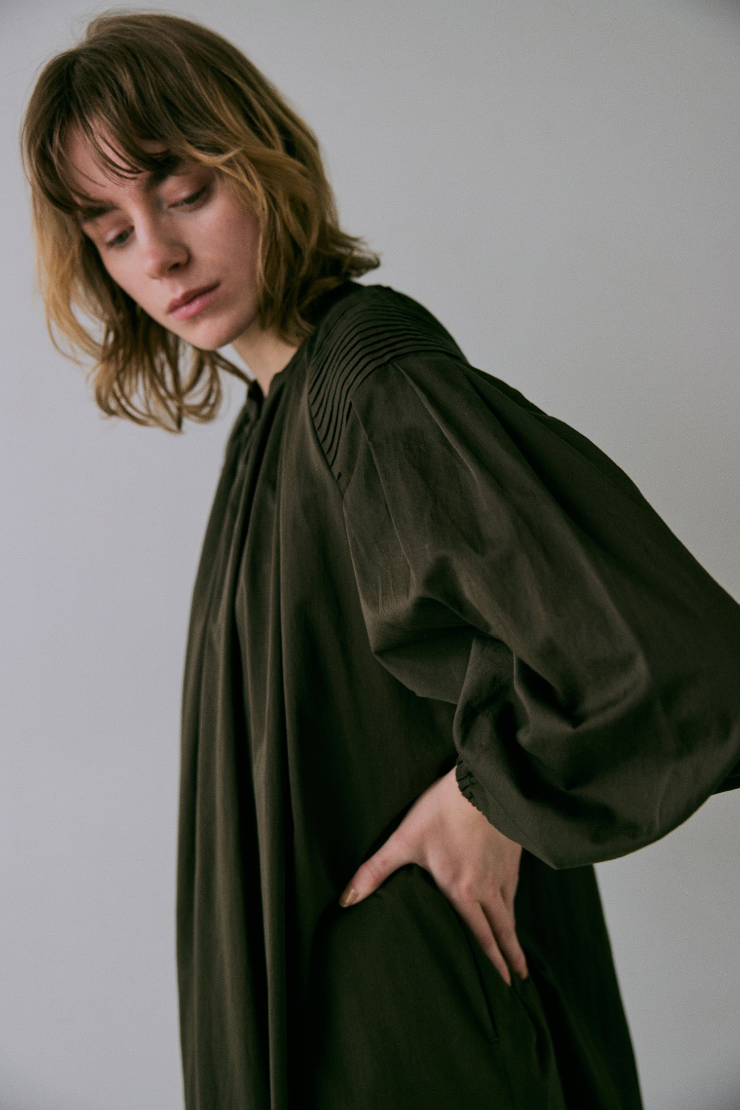 doux bleu ショルダーピンタック ワンピース DB-2544-030