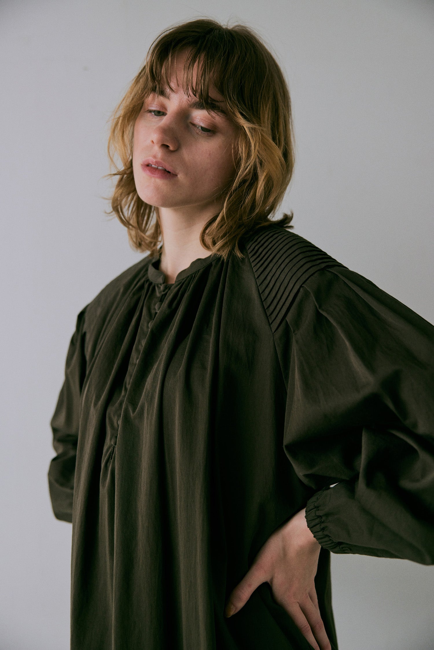 doux bleu ショルダーピンタック ワンピース DB-2544-030